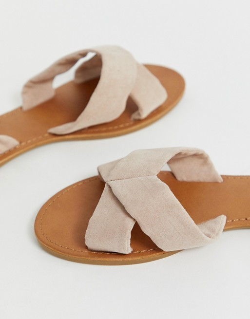 Park Lane – Flache Sandalen in weiter Passform mit Schnürung | ASOS DE