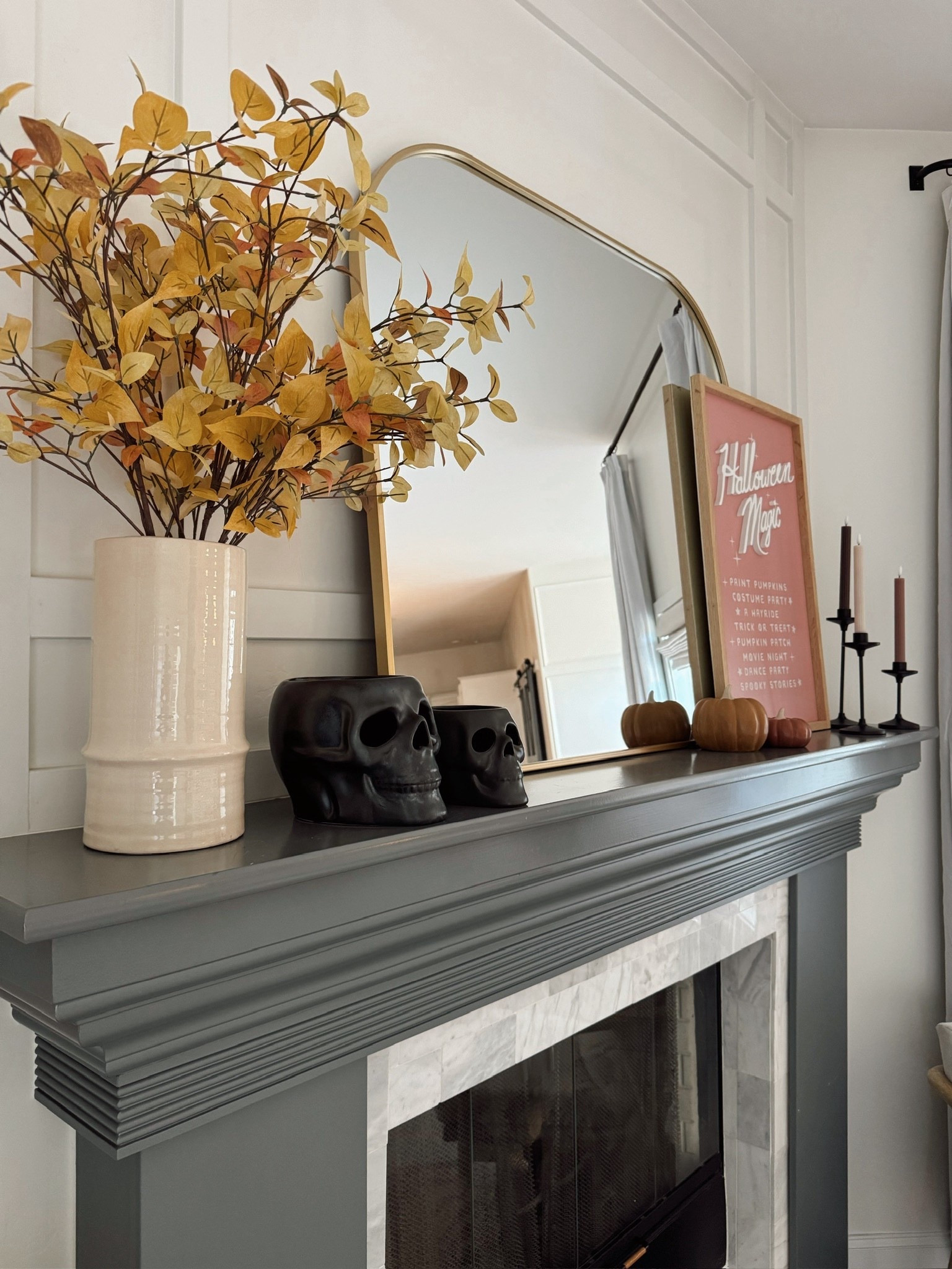 Fall home decor finds🍂 // linked similar because some are OOS or not linkable!

wayfair, mirror, fall home decor, fall decor, fall home finds, Halloween sign, target pumpkins, amazon home decor, taper holders, battery powered candle lights, pumpkin figurines, Britt Horton, Californiaa

#LTKSeasonal #LTKFindsUnder100 #LTKHome