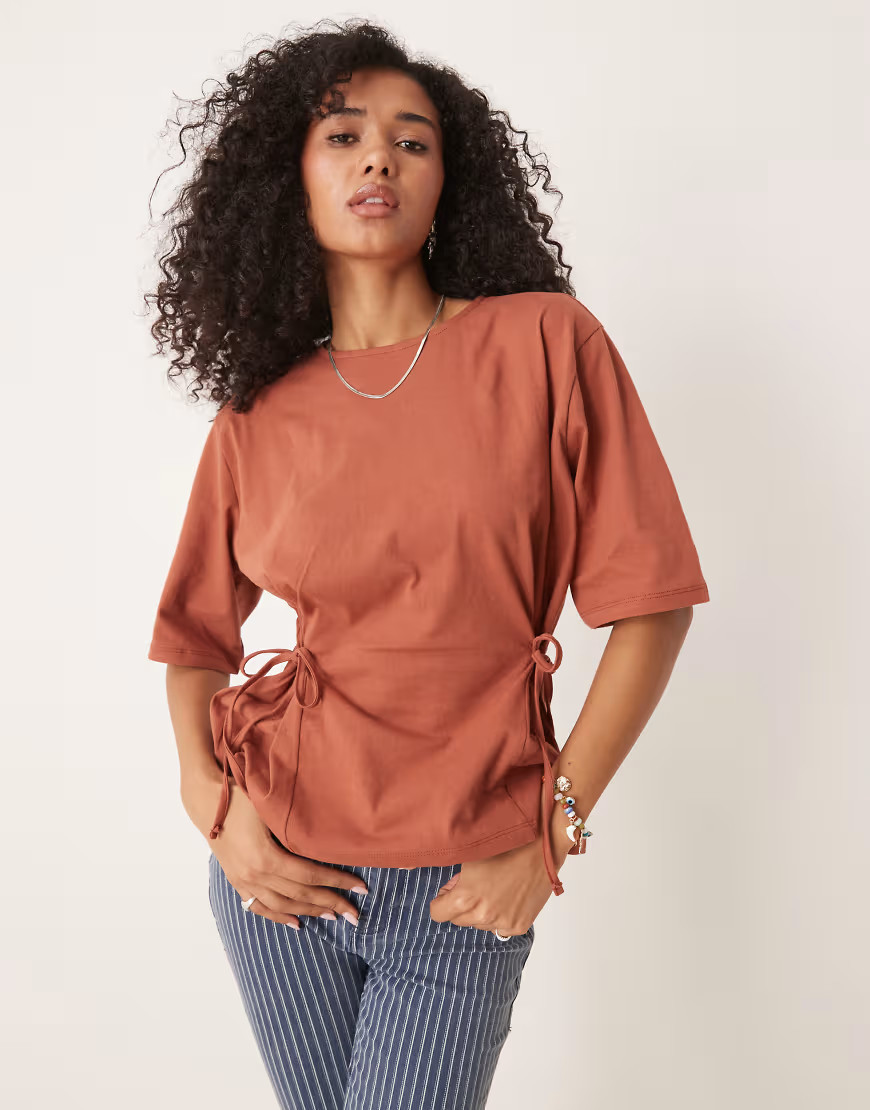 ASOS DESIGN cinched tie detail side t-shirt in rust-Orange | ASOS (Global)