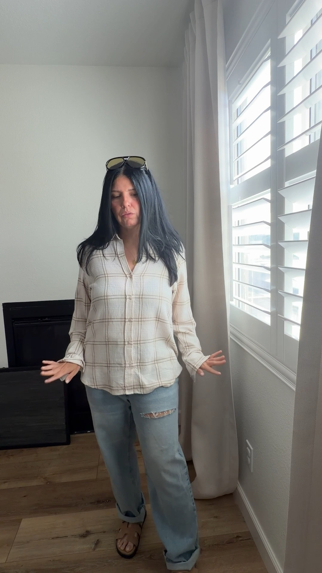 Casual outfit //: medium in the top. It’s so soft.

#LTKootd #LTKmomlife #LTKgrwm
