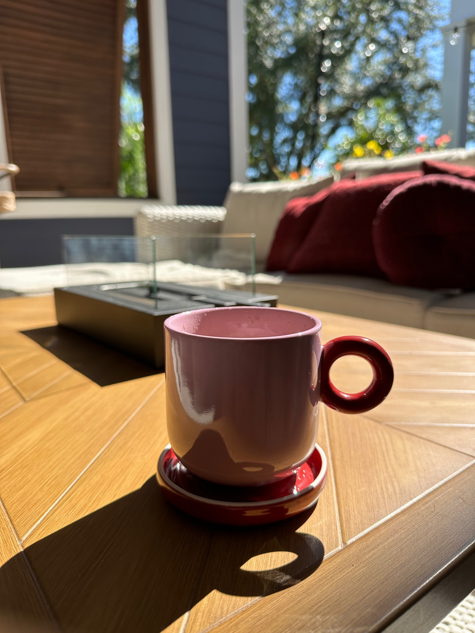 This Anthropologie Rika coffee cup is perfect for morning coffee,
which comes with a beautiful lid.
Several colors make this a great gift too! 

#LTKSeasonal #LTKFallSale #LTKHome