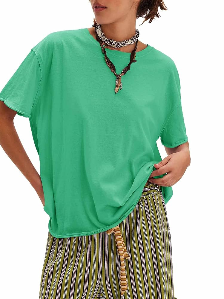 Women's T Shirts Loose Fit Oversized Short Sleeve Crew Neck Raw Edge Cute Casual Summer Tops Tees | Amazon (US)