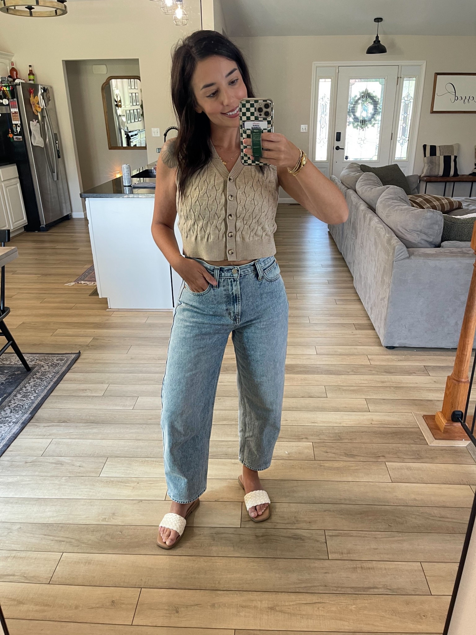 Simple ootd🫶🏻

Effortless style with pieces you’ll want to wear every day. My top is thrifted but I linked something similar! Loving how this look comes together for any occasion! #LTKStyle #LTKFall #LTKSeasonal

#LTKStyle
#LTKSeasonal
#LTKFall (or #LTKSpring, #LTKWinter depending on season)
#OOTD
#EverydayStyle
#CasualChic
#MomStyle
#EffortlessStyle
#StyleInspo
#WardrobeEssentials
#LookGoodFeelGood
#OutfitGoals
#StyleBlogger
#InMyLTK