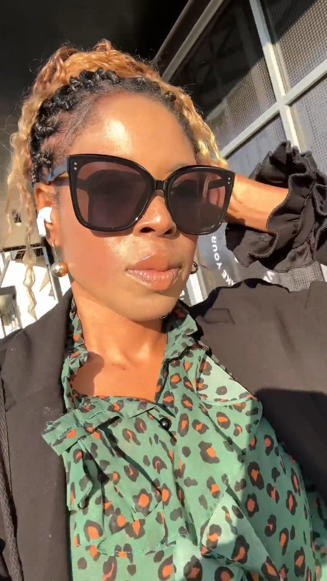 Starting off New York Fashion Week this evening at the Christian Siriano x Citi Curated Table event in NYC, and of course the skin has to be right.

I’m wearing the Fenty Beauty Soft’Lit Naturally Luminous Hydrating Longwear Foundation in shade 410, and I really like how polished my base looks without feeling too heavy. Between the photos, the event, and everything Fashion Week brings, I need my makeup to stay looking good through it all.

The skin is skinning, the look is coming together, and NYFW is officially underway. I added the foundation along with a few of the other makeup products I’m wearing below if you want to check out the full beauty look.#LTKNYFW

#LTKdayinmylife #LTKBeauty