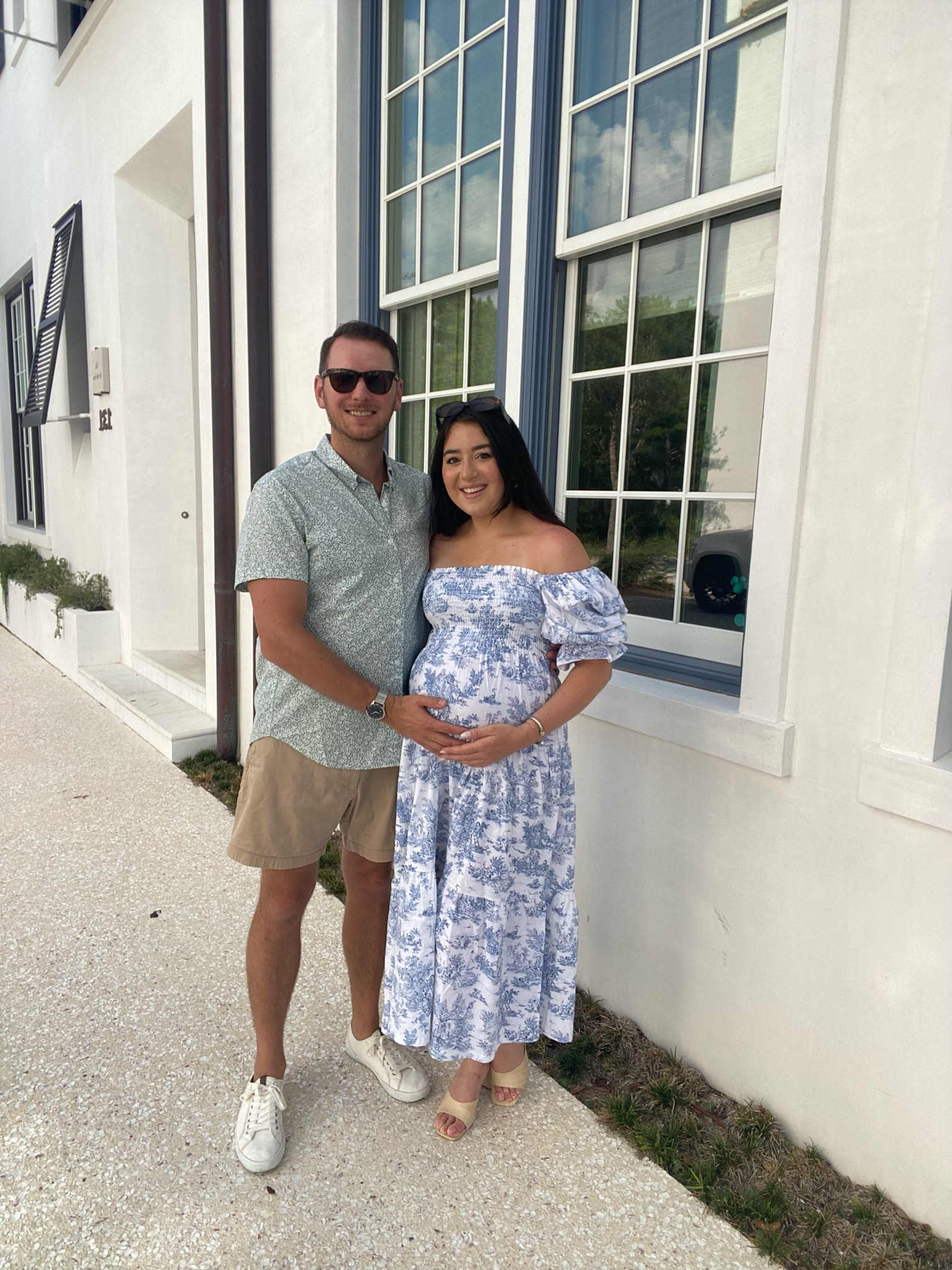 So obsessed with this dress! It’s perfect for maternity, postpartum, & breastfeeding! #vacation #maternitystyle #bumpstyle #cottagecore

#LTKbump #LTKfamily #LTKmens