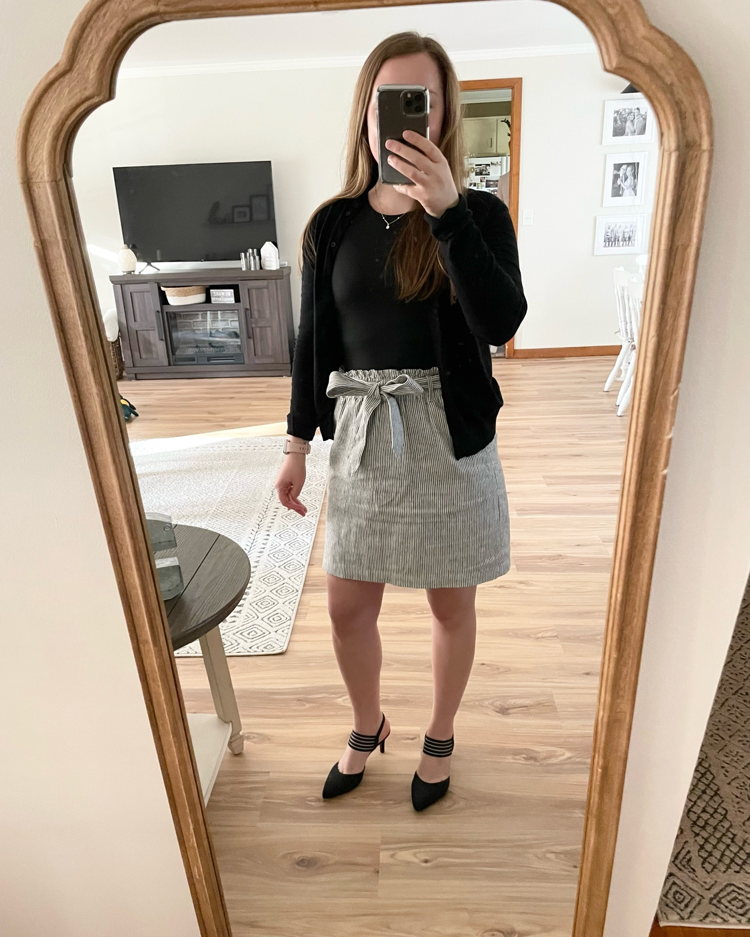 For my office girlies! They don’t make my exact skirt anymore but I linked a super similar one which is currently on sale👏🏼

#LTKFind #LTKworkwear #LTKfit