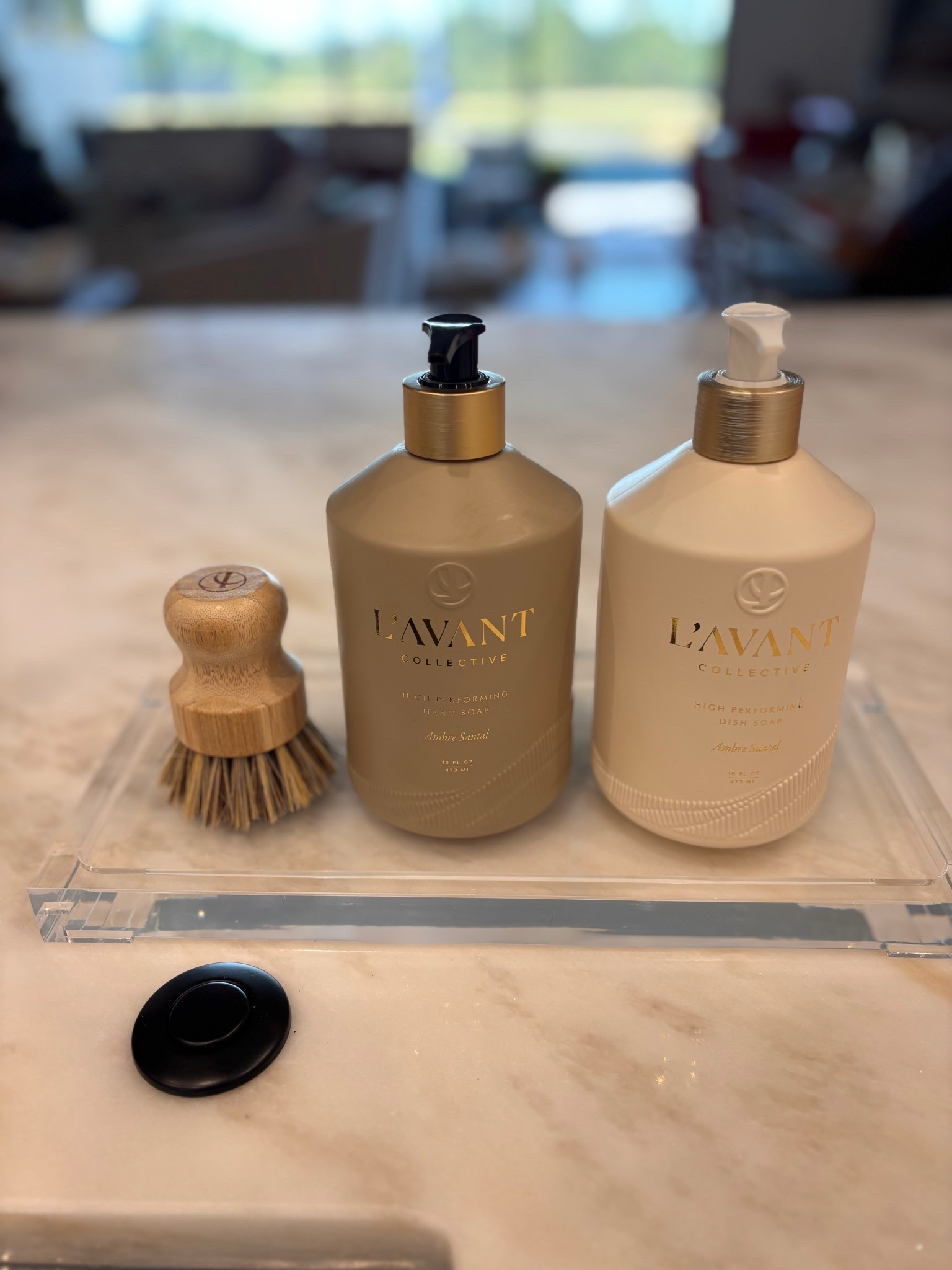 It’s the little luxuries, i love making moments like washing dishes aesthetic. Plus the smell of the Ambre Santal is warm and luxurious and elevates the every day! 
#lavantcollective @lavavantcollective 

#LTKHome #LTKdayinmylife #LTKGiftGuide