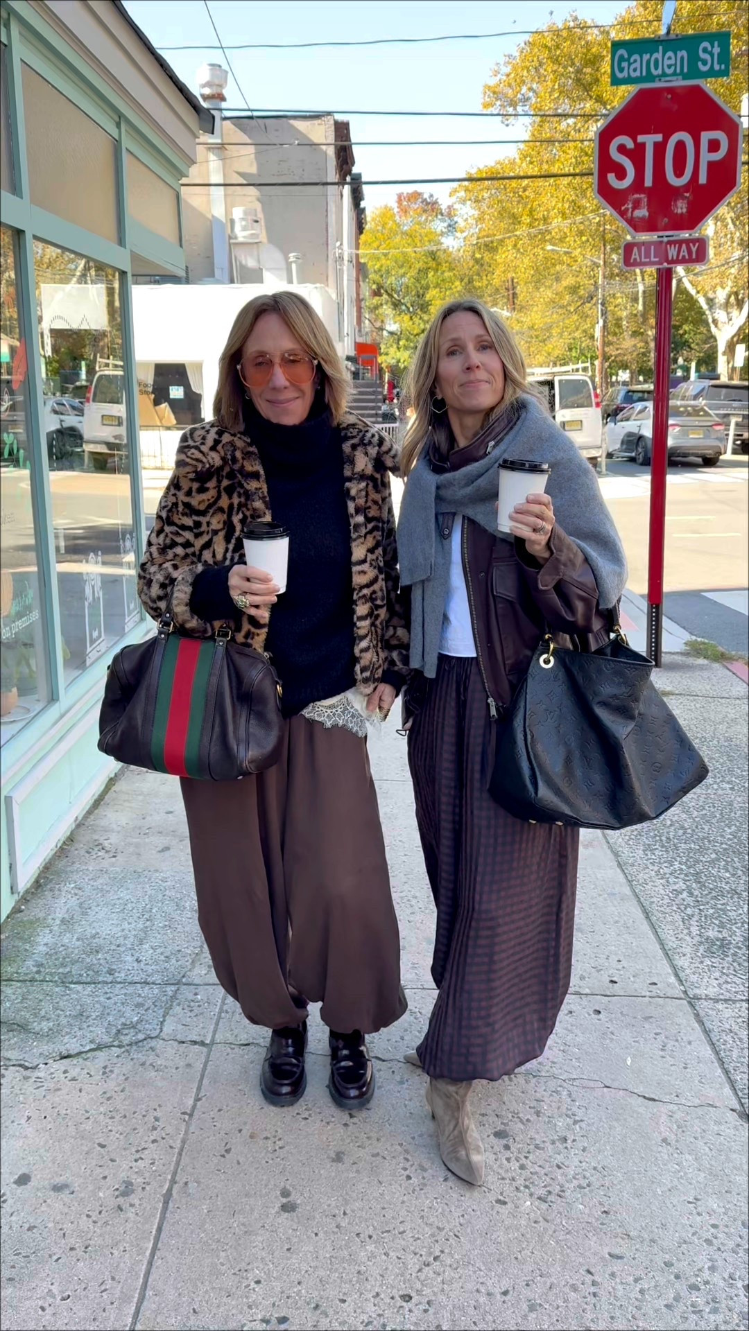 Monday OOTD
We’ll keep repeating it until the end of time: animal print is a neutral! 
Bonus points if you’re rocking balloon pants with it. 
Here’s how we walked out the door