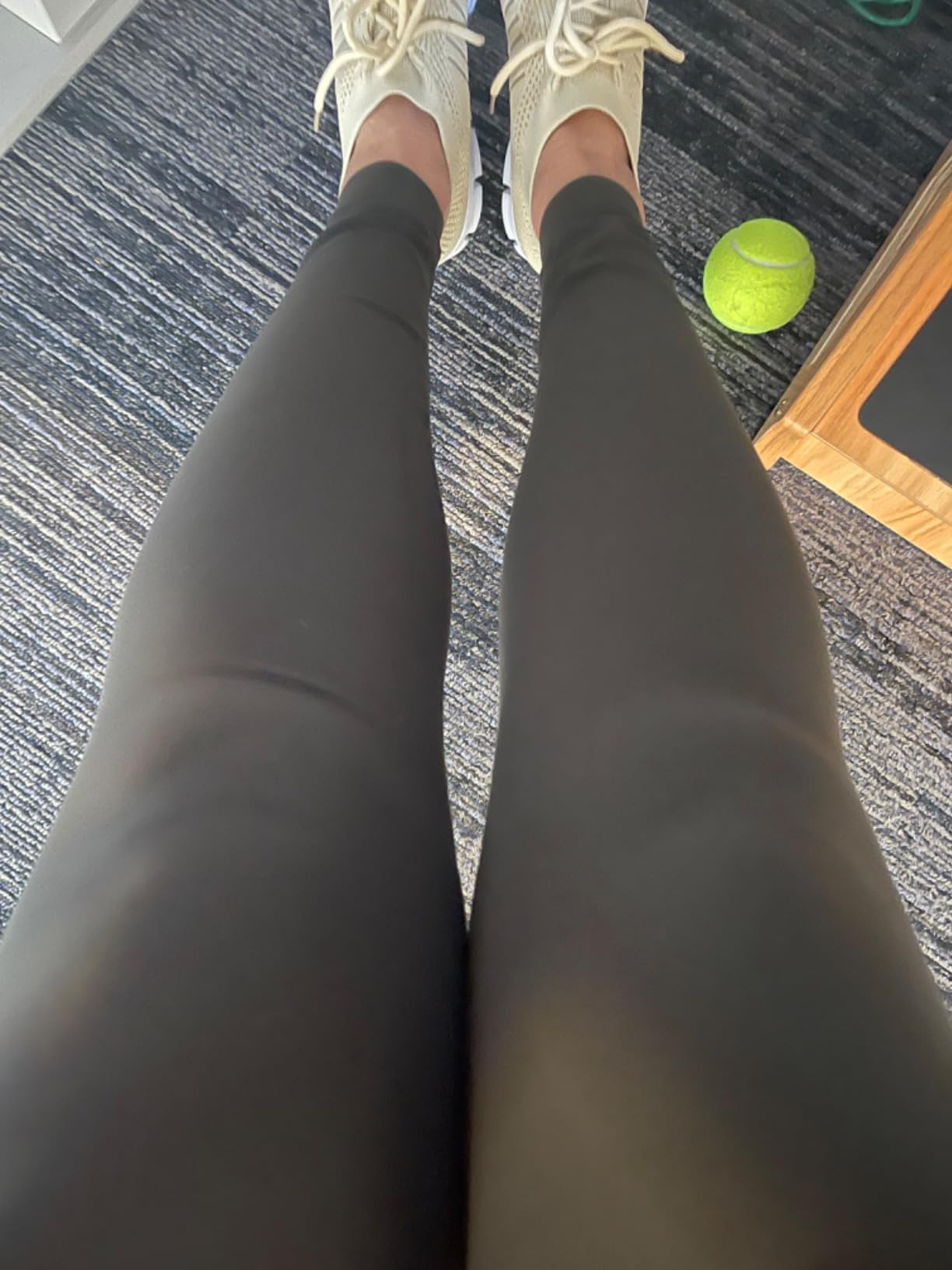 HeyNuts Workout Pro Leggings, High Waisted Compression Gym Tummy Control Athletic Yoga Pants | Amazon (US)