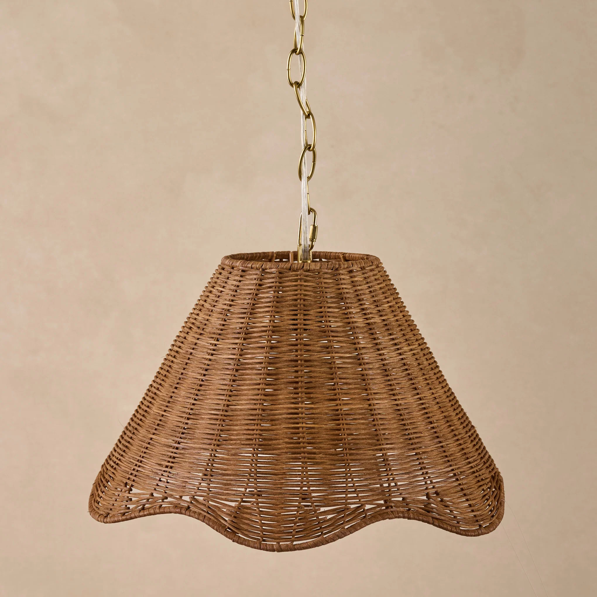 Lucinda Pendant | Magnolia