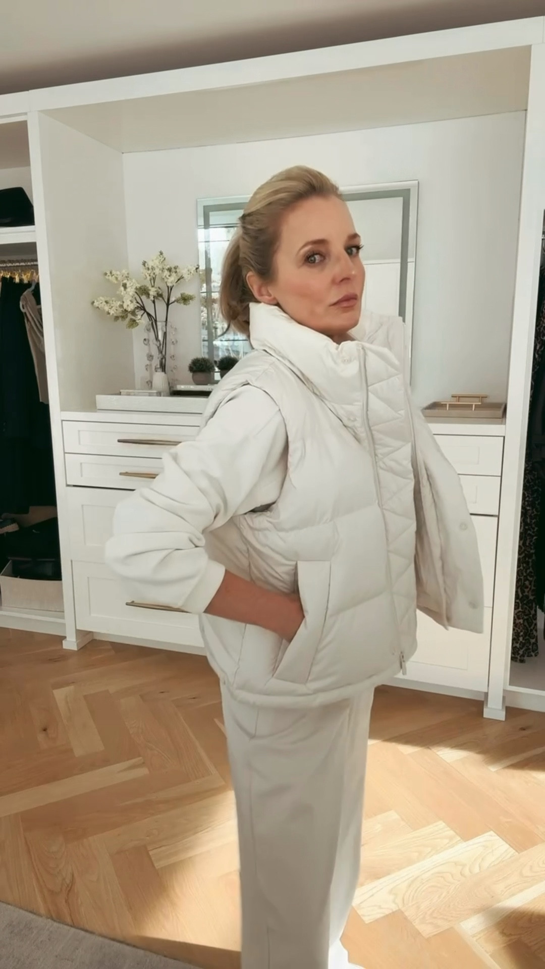 How cute is this cropped puffer vest. Comes with a detachable hood. TTS. I’m wearing xs. 

#LTKSeasonal #LTKTall