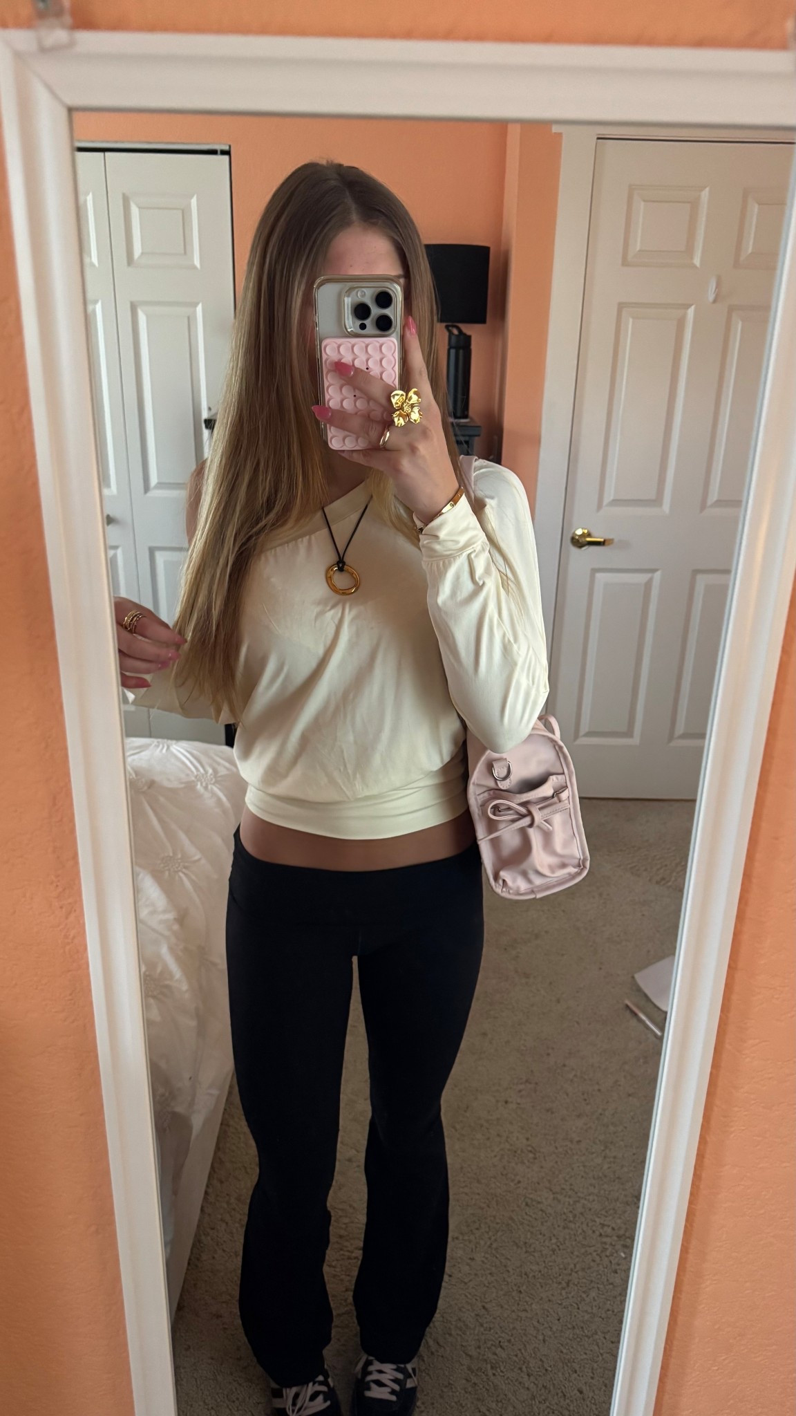 cute basic spring outfit for school

#LTKootd #LTKgrwm #LTKSeasonal