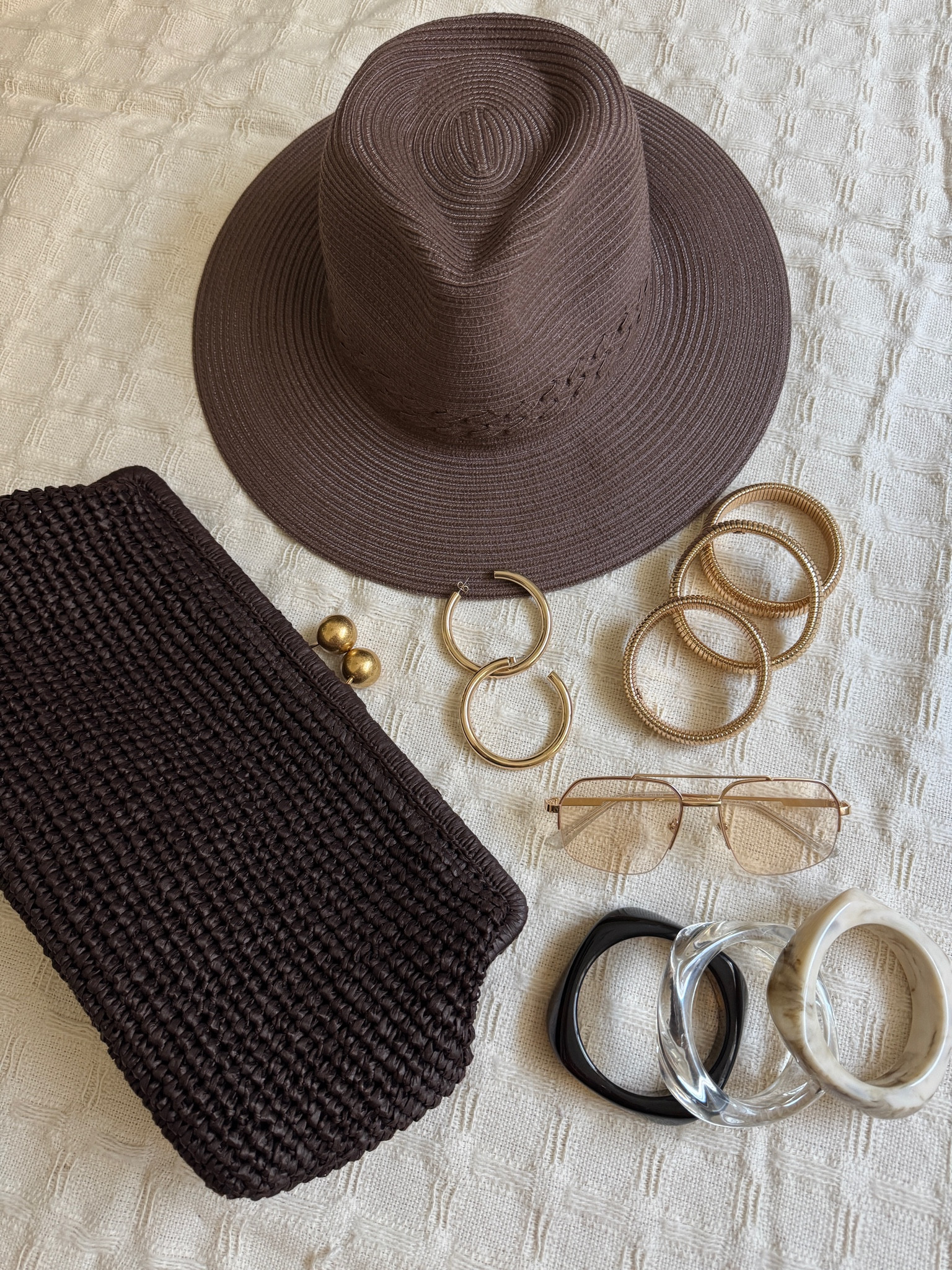 Accessories I have been wearing on repeat lately.
Use code shaynas10 on Miranda Frye to save $ and free shipping. ( the hoops are really lightweight ) just fyi . 
Hat I do the L/XL fits my big head perfect lol. 
Clutch is a must for summer outfits I have styled this so many times now. 

#Jewelry #Accessories #Hat #Zara #Amazon 


#LTKMidsize #LTKFindsUnder100 #LTKFindsUnder50