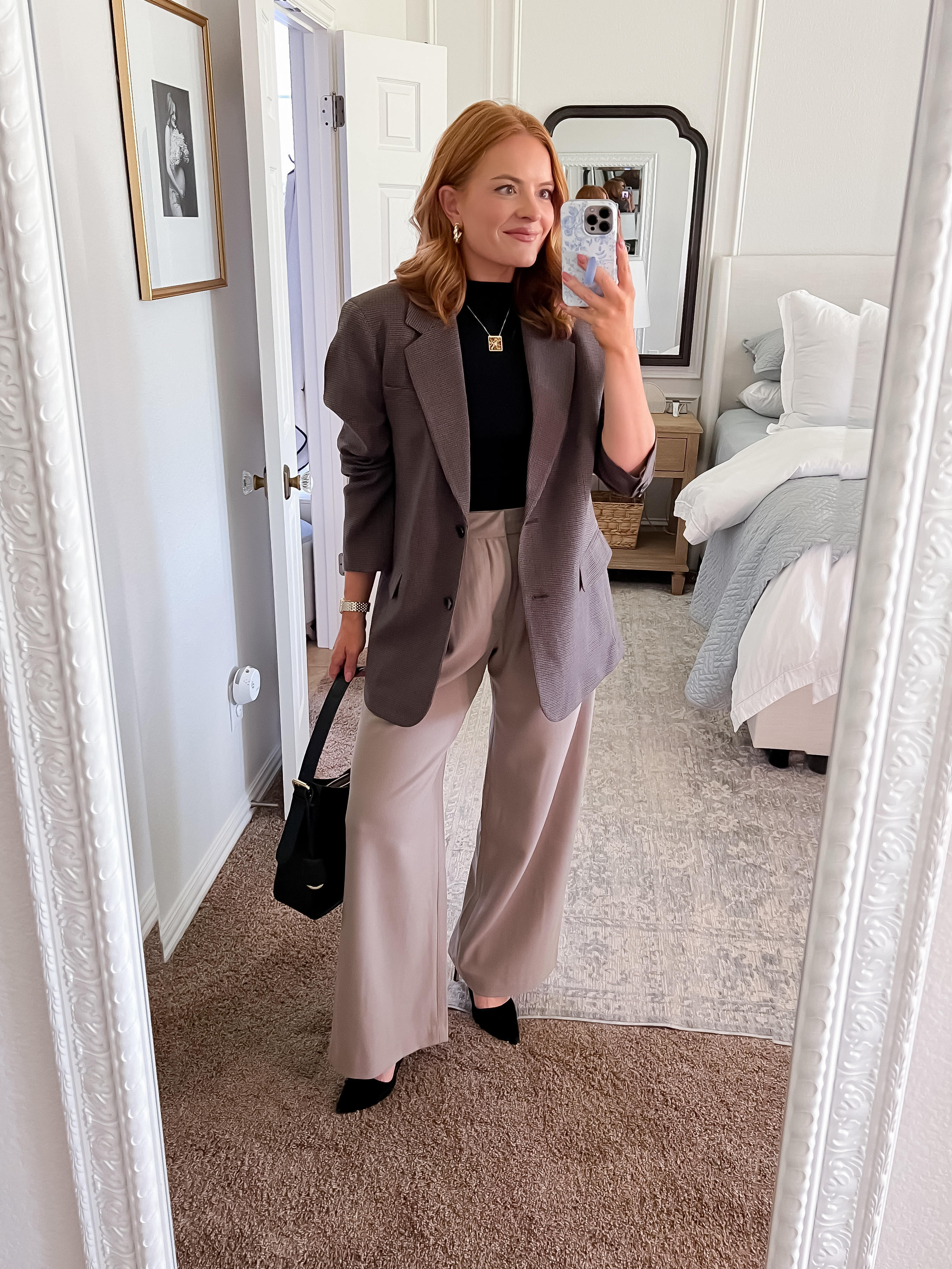 Gap workwear outfit for transitioning into the fall! This herrringbone oversized blazer is one of my favorite pieces this season!

Sizing:
Blazer - small
Tshirt - small
Pants - 6

#LTKSeasonal #LTKWorkwear #LTKSaleAlert