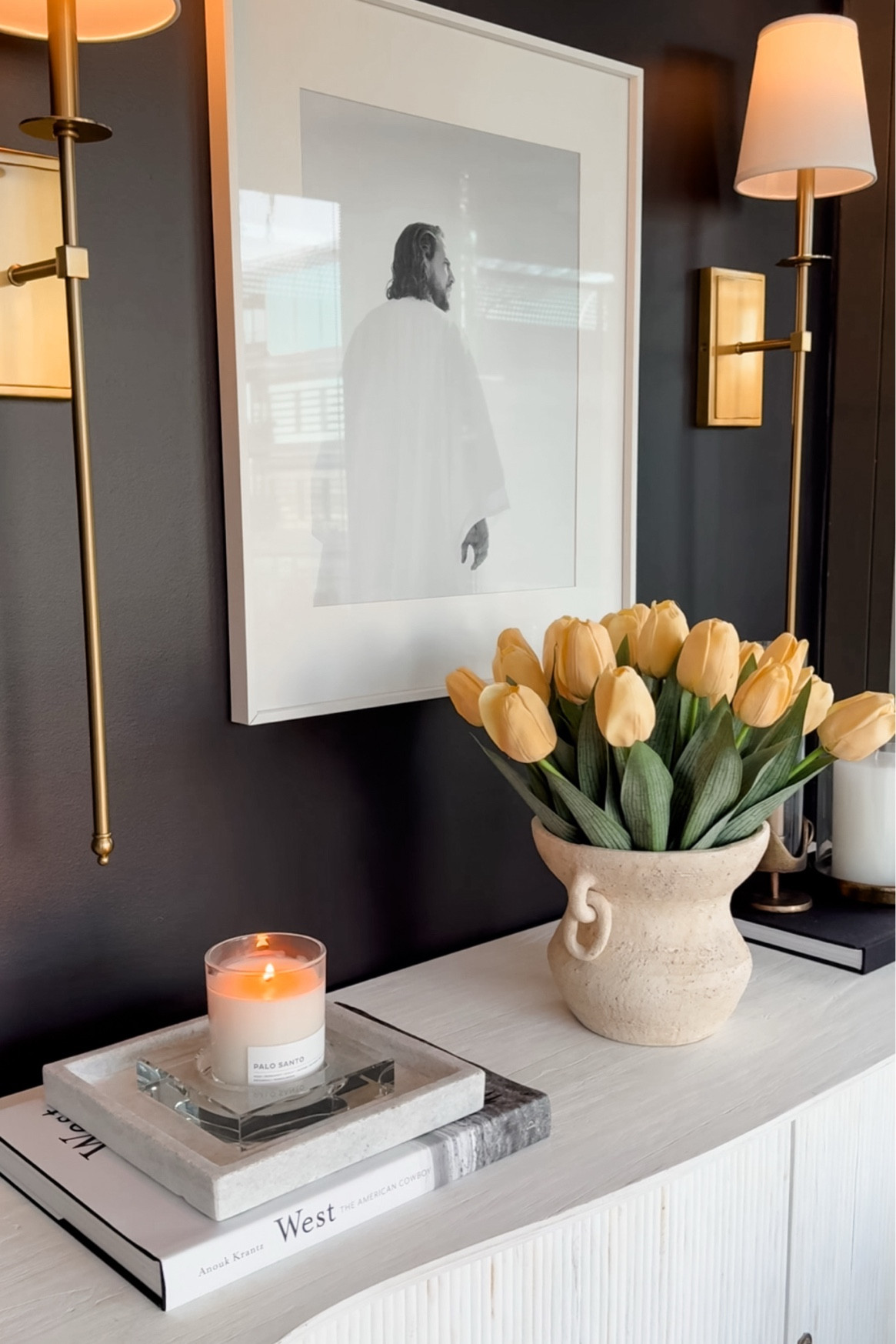 Early spring styling🤍 The prettiest tulips🌷

#LTKStyleTip #LTKHome #LTKSeasonal