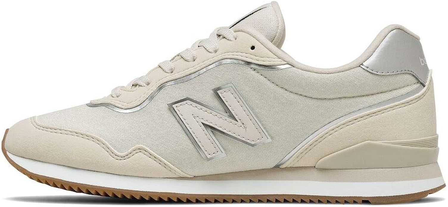 New Balance Women's Sola Sleek V1 Sneaker | Amazon (US)