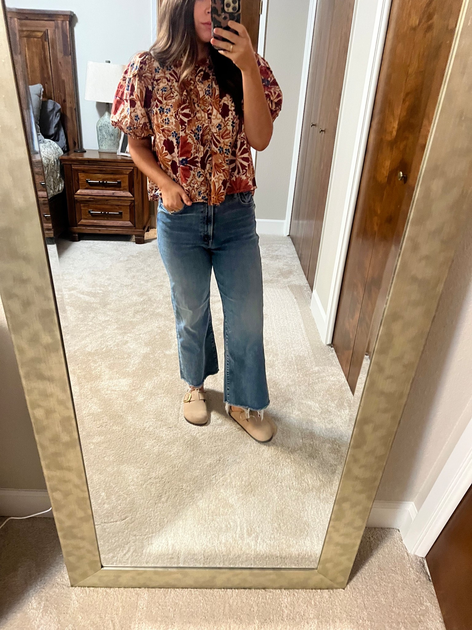 Cute casual Workwear/mom fit✨ nursing friendly
#Postpartum #realistic #notyogapants #clogs

#LTKWorkwear #LTKStyleTip