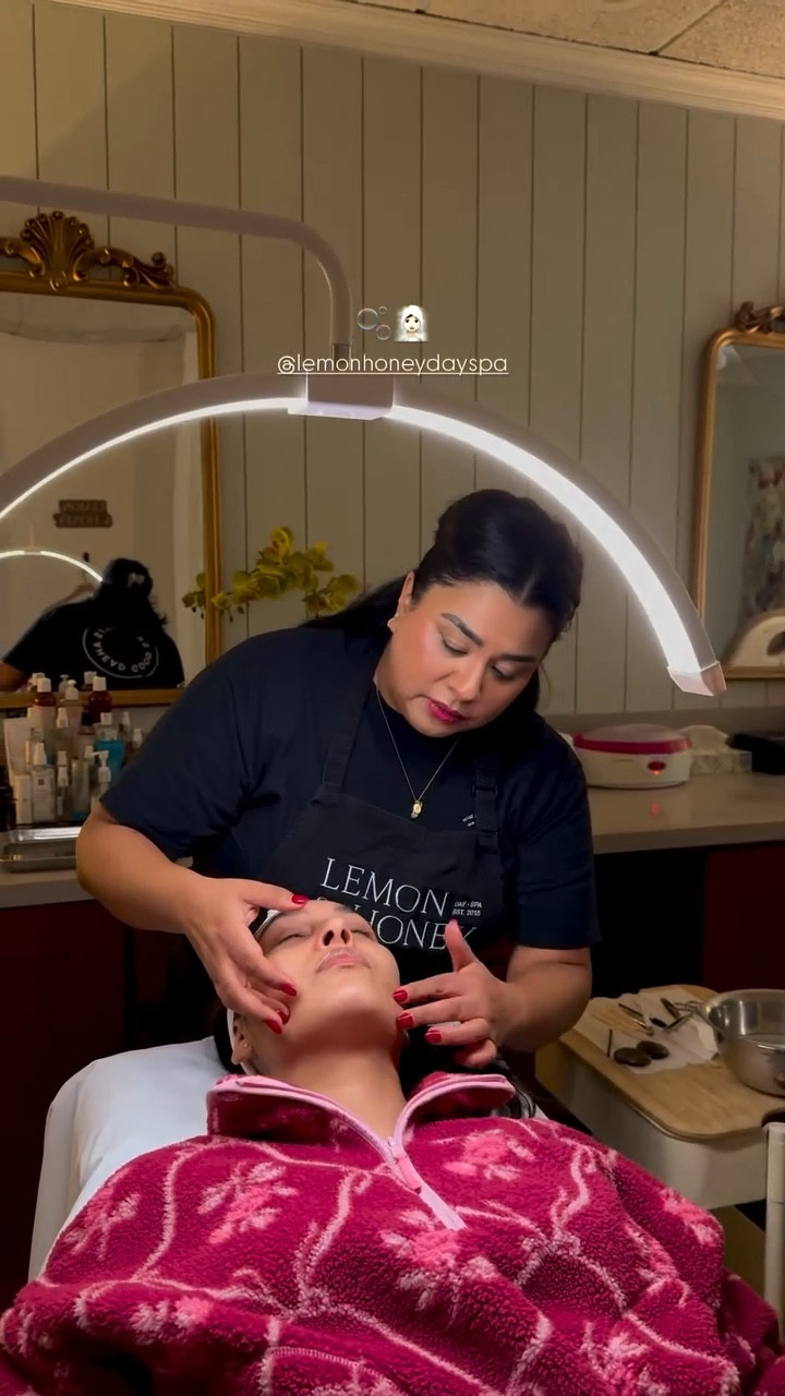 My cute pullover sweater kept me cozy during my facial 🥰🥰💕@lemonhoneydayspa 🫧🧖🏻‍♀️ 

#LTKdayinmylife
