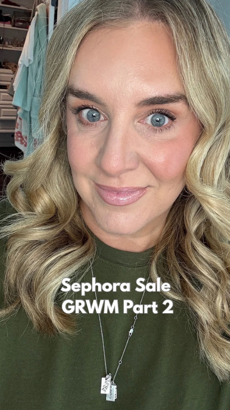 Sephora Sale GRWM round up part 2! This Patrick Ta blush duo is EVERYTHING. I can’t believe I waited so long to try it! 

What’s the best gift set you e found during the Sephora sale?! 

@sephora 
@patrick ta 
@Makeup By Mario 
@makeupforever @MakeUpForEverUSA 
@urban decay 
@LAWLESS Beauty 
@tarte cosmetics 
@Maureen Kelly 
As always you can shop all of my favorite products on @LTK : Simplysarac #sephora #sephorahaul #sephorasale #makeup #beauty  

#LTKBeauty #LTKdayinmylife #LTKSaleAlert