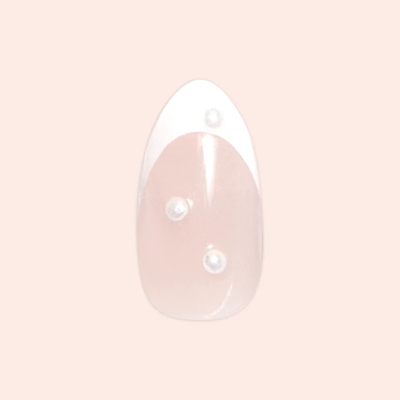 Iconic French Puffy Pearls - Press On | Medium | Almond | Olive & June