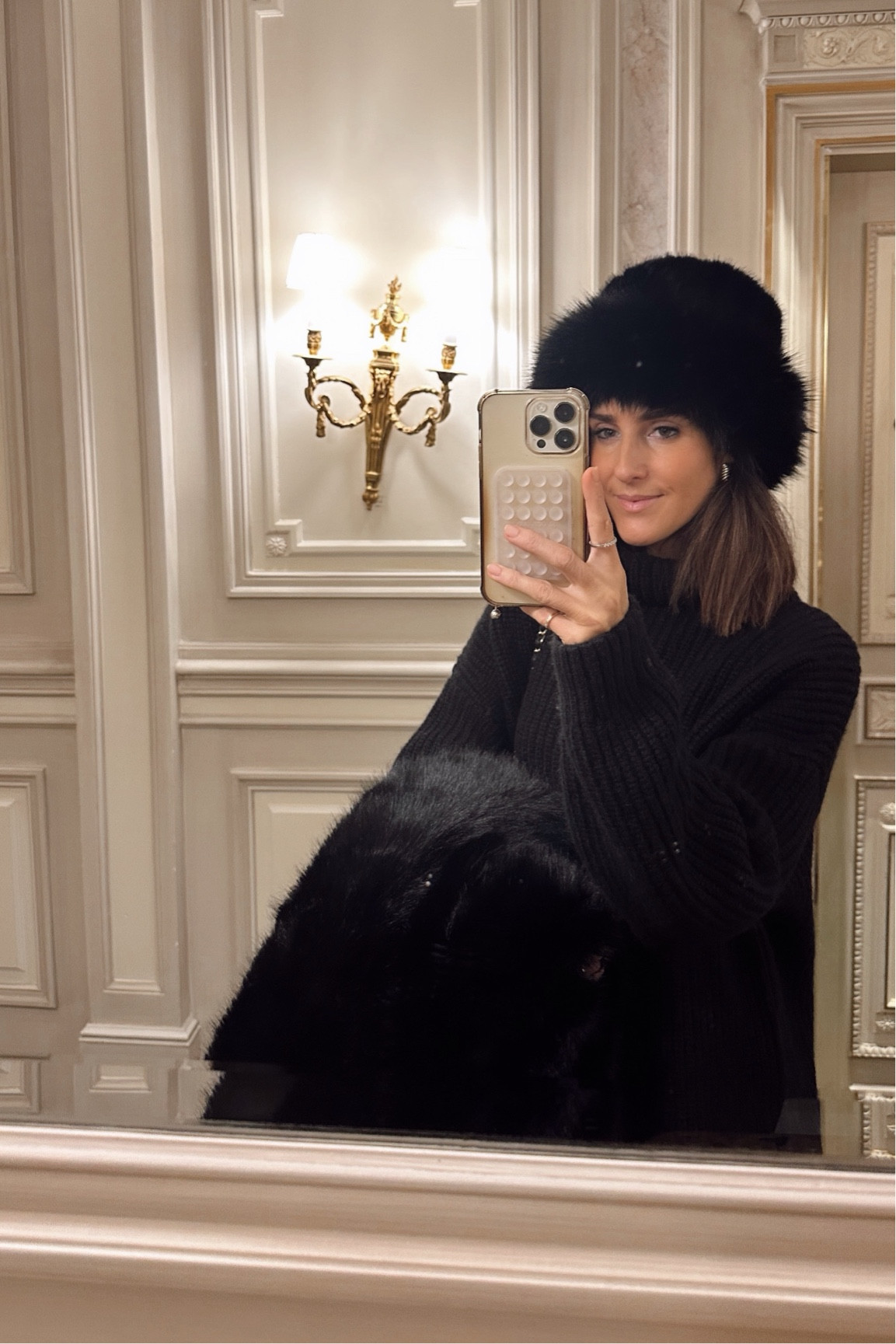 I’m so sad I lost this hat in Paris! Unfortunately it’s sold out now. I’m just shy of 5-7” wearing the size small coat #stylinbyaylin

#LTKMostLoved #LTKFindsUnder100 #LTKStyleTip