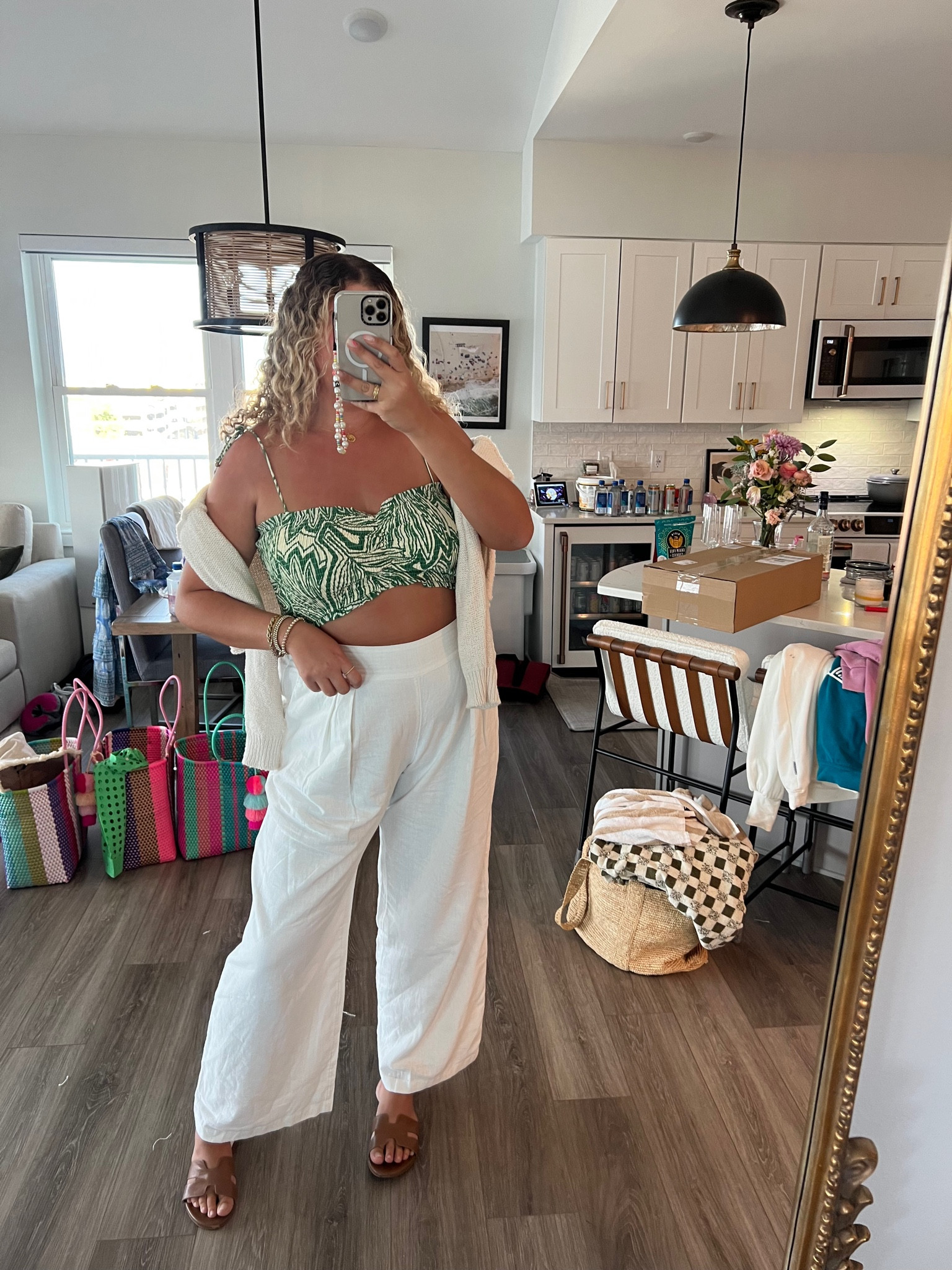 These Abercrombie linen pants have been on repeat since I got them! The top is from a local boutique, but I’ve linked some similar ones! 

#LTKsalealert #LTKstyletip #LTKSeasonal