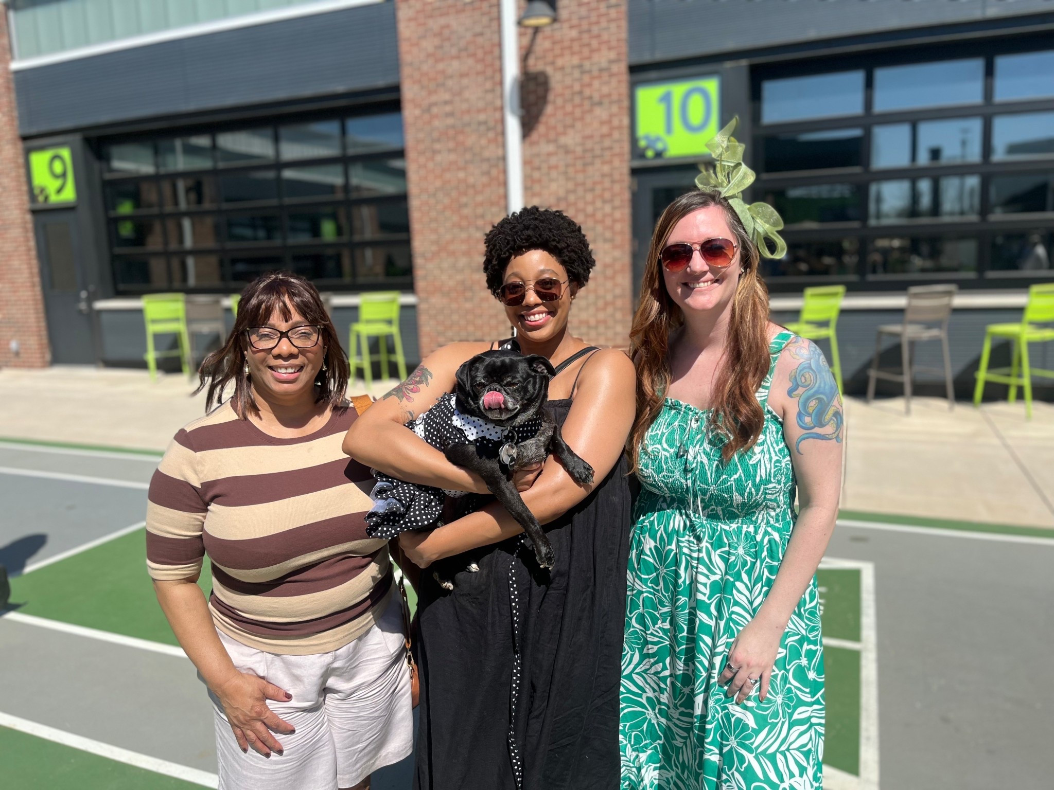 This adorable pug is so fashionable in her black and white polka dot dress. She is definitely ready for the season! 🐾

#LTKdayinmylife #LTKFestival #LTKootd