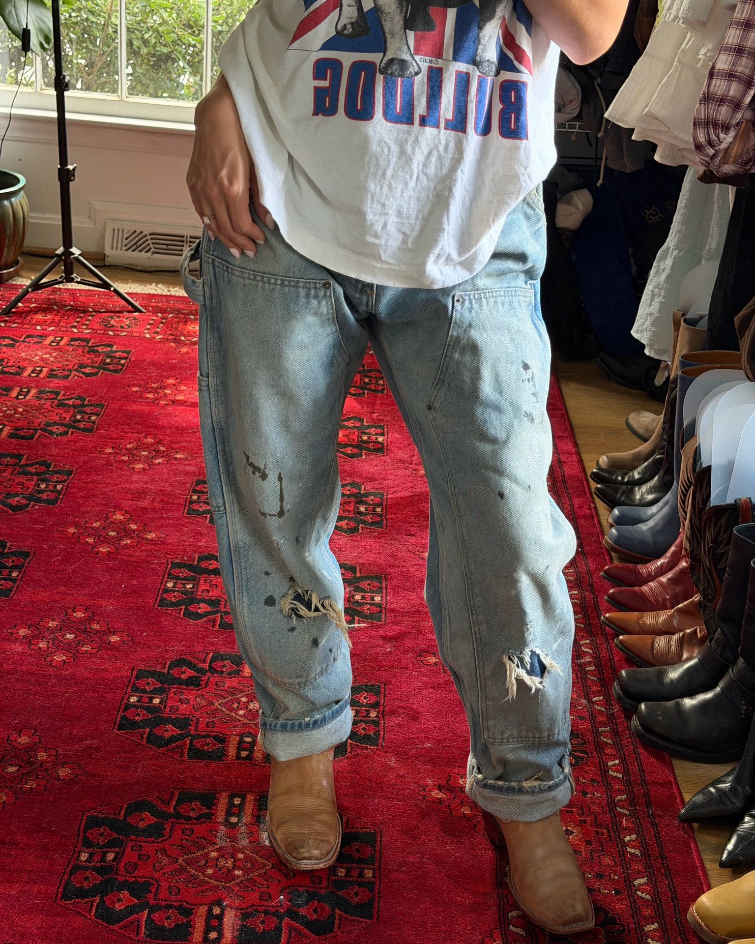 Coolest jeans ever. They run big I am wearing a 24! Love them so much