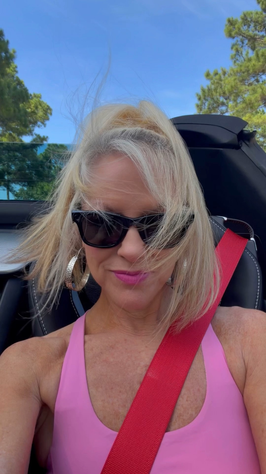 Hey Meta!! These glasses are so fun! Great Father’s Day Gift too! AVAILABLE WITH PRESCRIPTION TOO ON MY META LINKS BELOW.  I am 5’4”, 113 lbs and wearing size small in the outfit!

#LTKootd #LTKdayinmylife #LTKmorningroutine