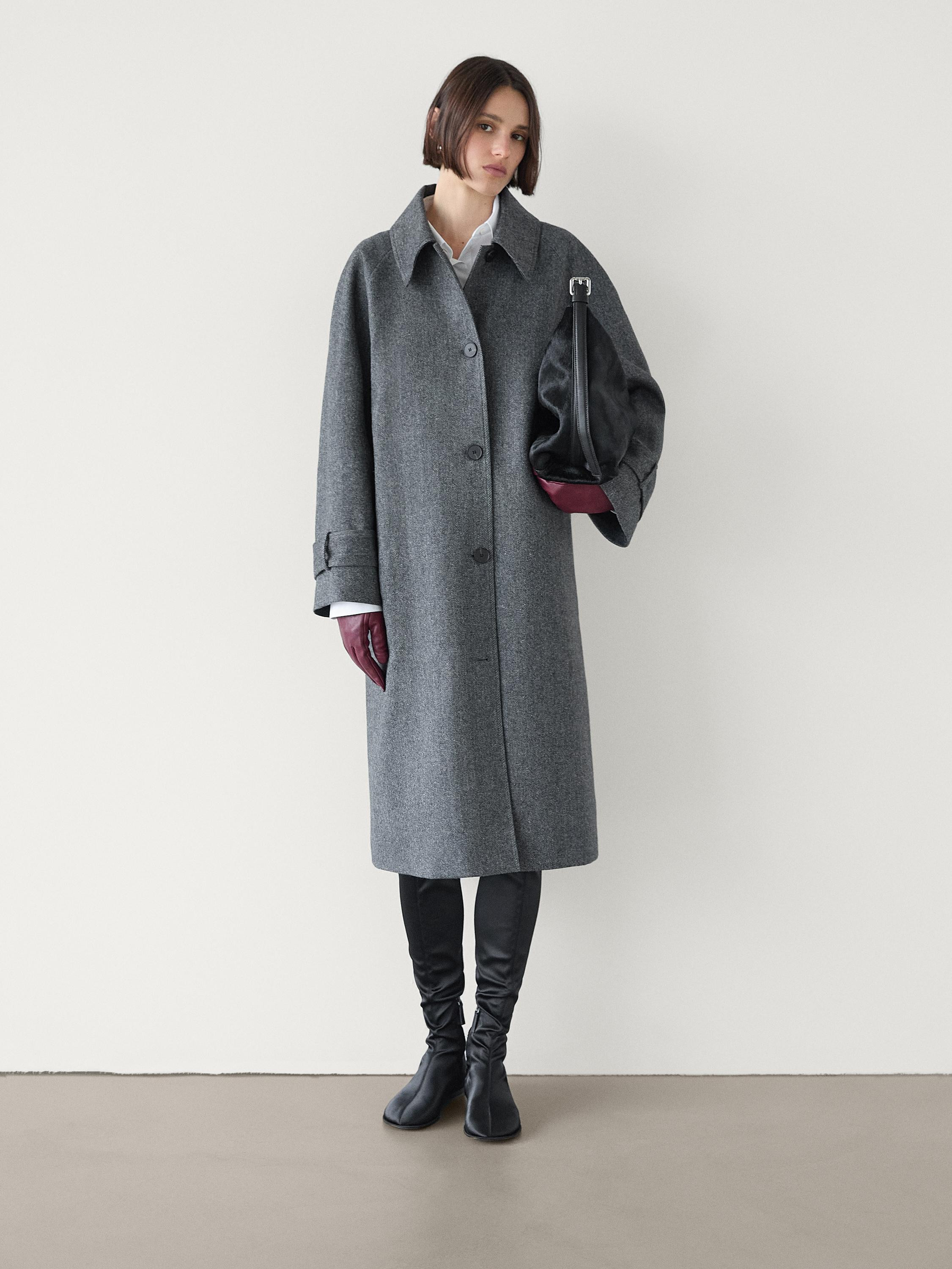 Langer Mantel mit Fischgrätmuster aus Wollmischgewebe | Massimo Dutti DE