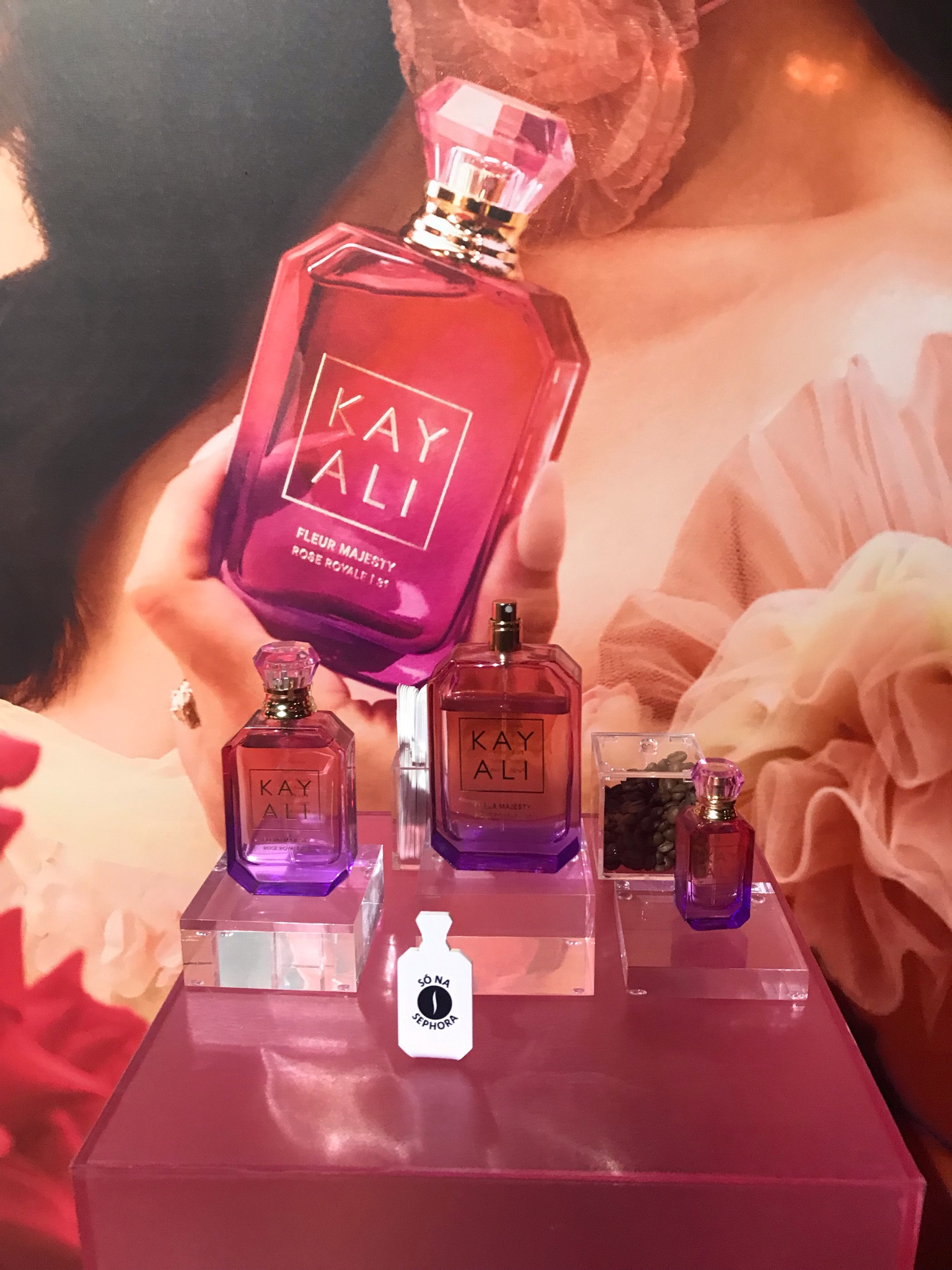 Pensa em uma perfume marcante tanto para o dia quanto para a noite que exala luxo e sofisticação.

Fleur Majesty é perfeito para momentos especiais . 


#LTKsalealert #LTKbeauty #LTKbrasil