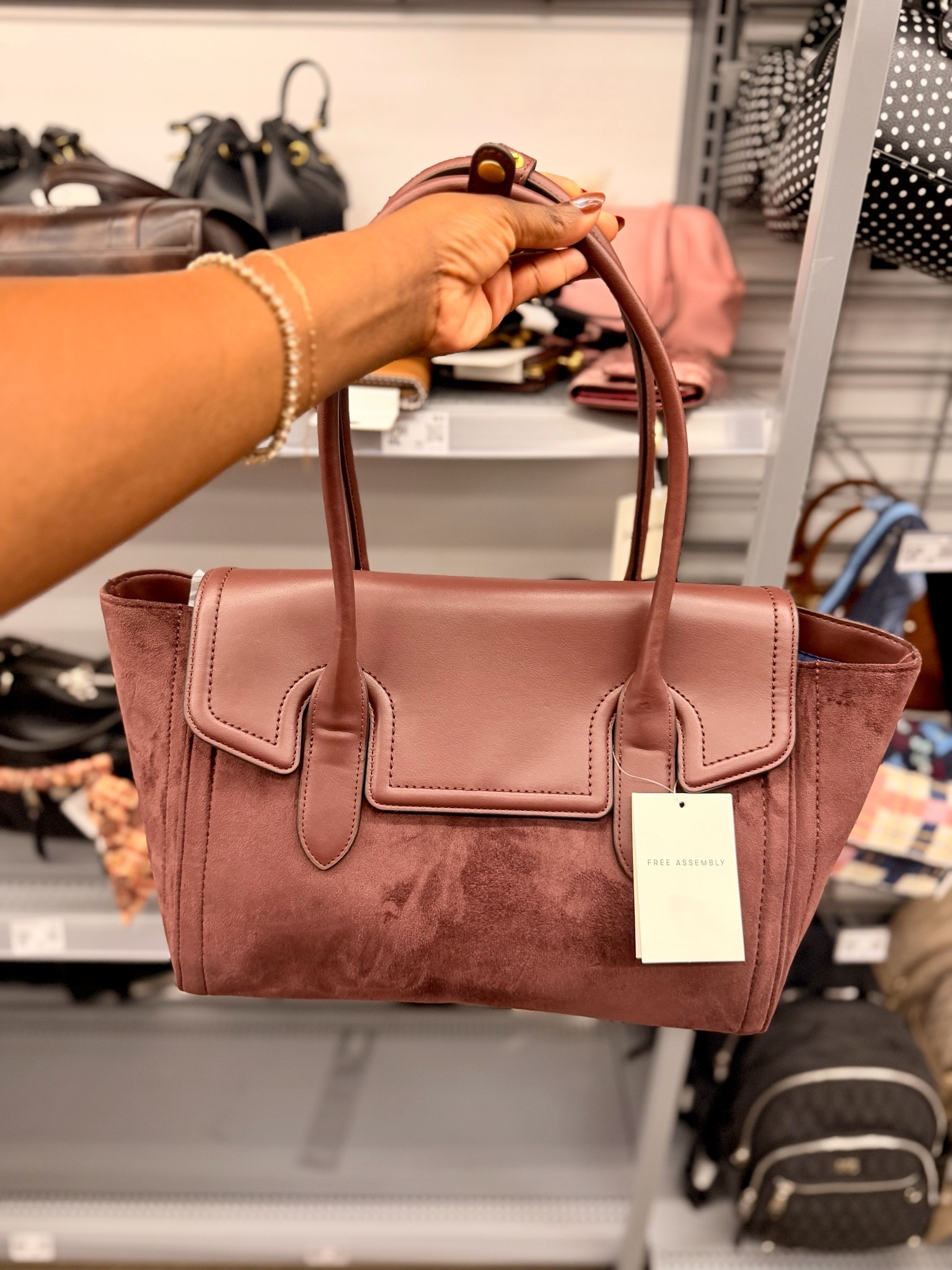 The “IT” bag of the Fall season from @Walmart - this burgundy shade is GORGEOUS!

#LTKvlog #LTKMidsize #LTKTravel