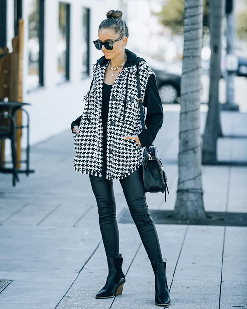 Jaysen Pocketed Houndstooth Hooded Shacket - Black | VICI