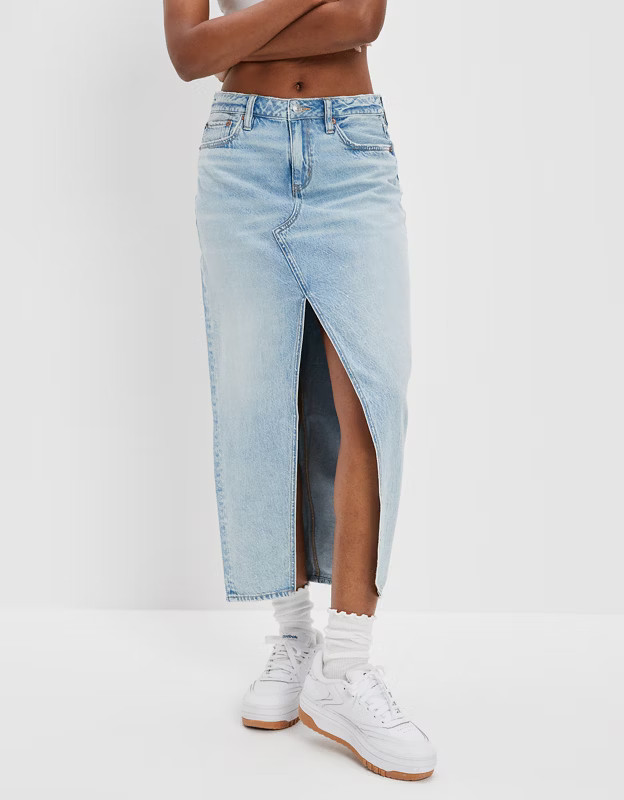 AE Dreamy Drape Low-Rise Denim Maxi Skirt | American Eagle Outfitters (US & CA)