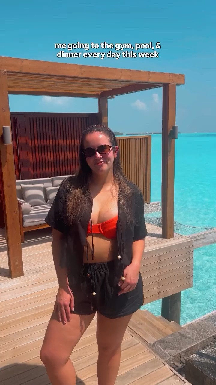 Things are filling up quick over here!! 🤣

#coupleshumor #vacationweek #maldives #maldives🇲🇻 #maldivestrip

#LTKootd #LTKSpringSale #LTKTravel