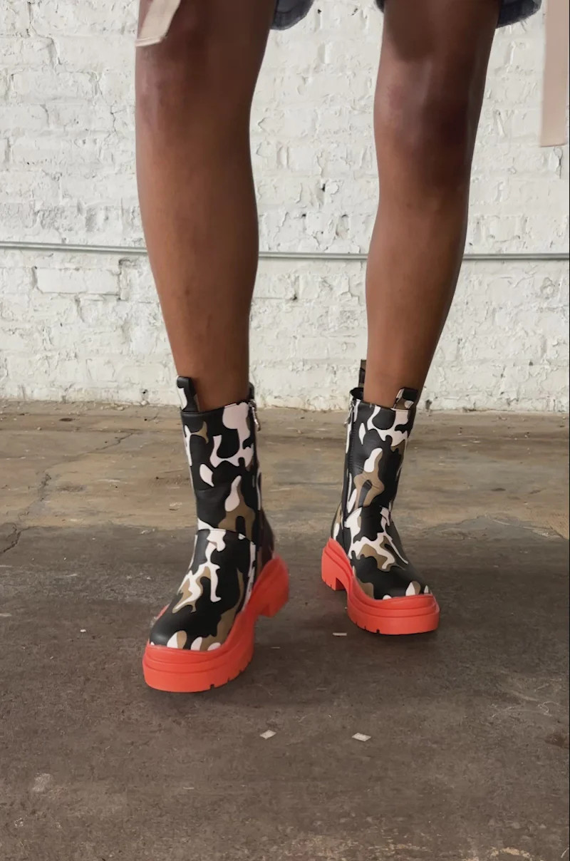 AZALEA WANG WINIFRED CAMO BOOTIE | AKIRA