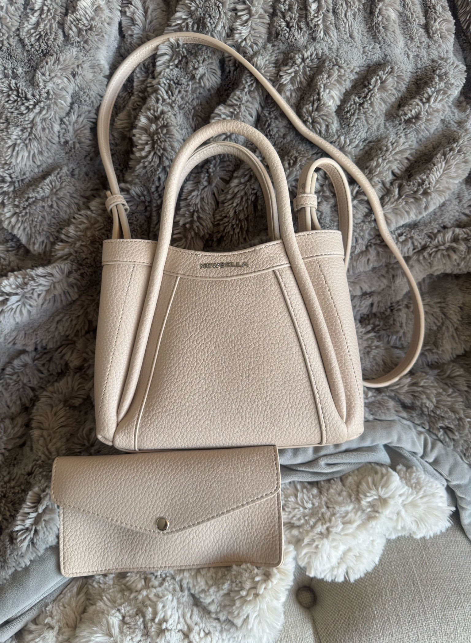 Smaller Newbella bag 

#LTKFindsUnder50 #LTKItBag #LTKGiftGuide