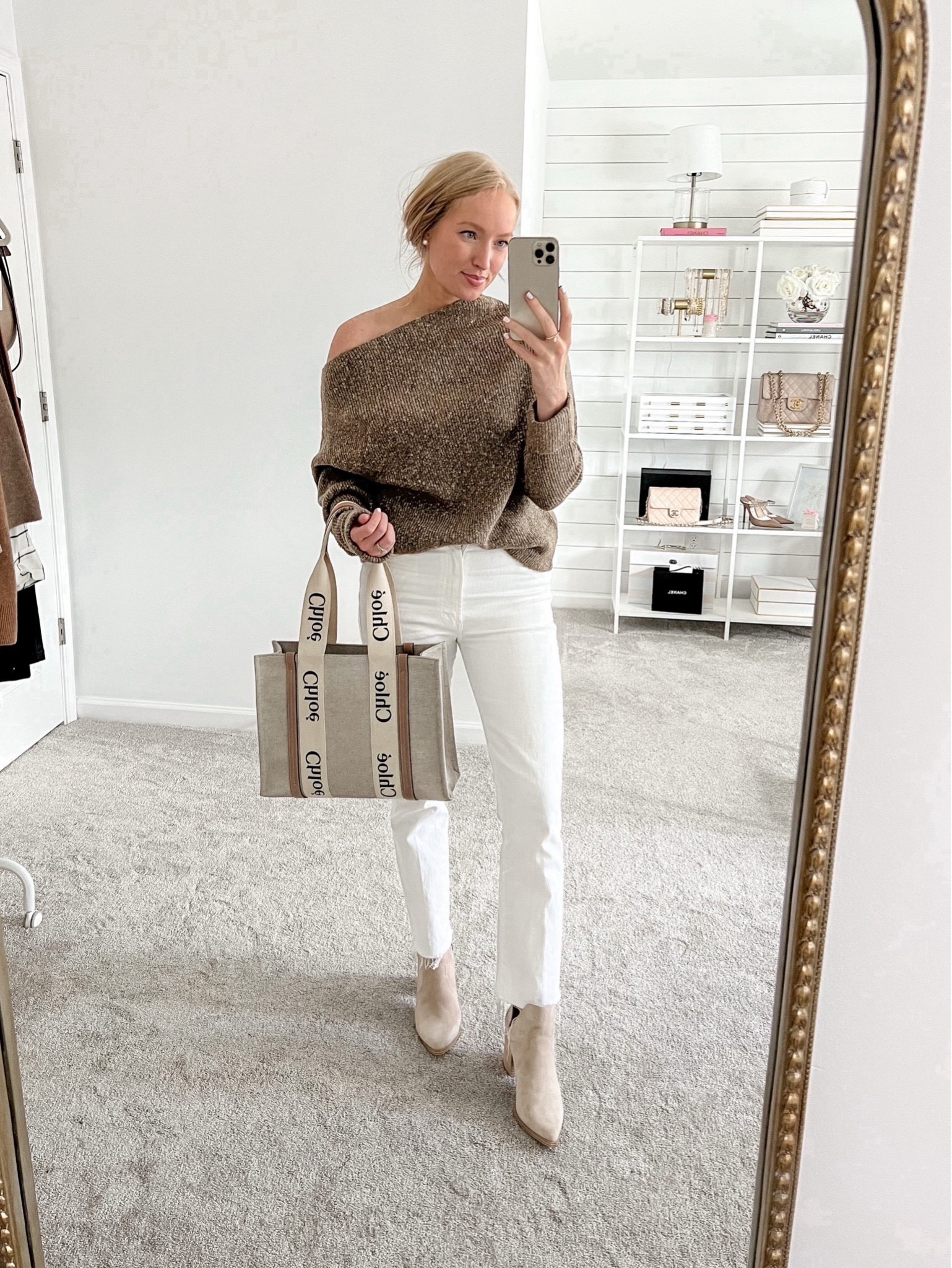 Elevated fall outfit! Wearing size small in the top and size 28 in my favorite Mother jeans. Fall outfits // winter outfits // date night outfits //Mother jeans // Nordstrom sweaters // white jeans 



#LTKSeasonal #LTKStyleTip