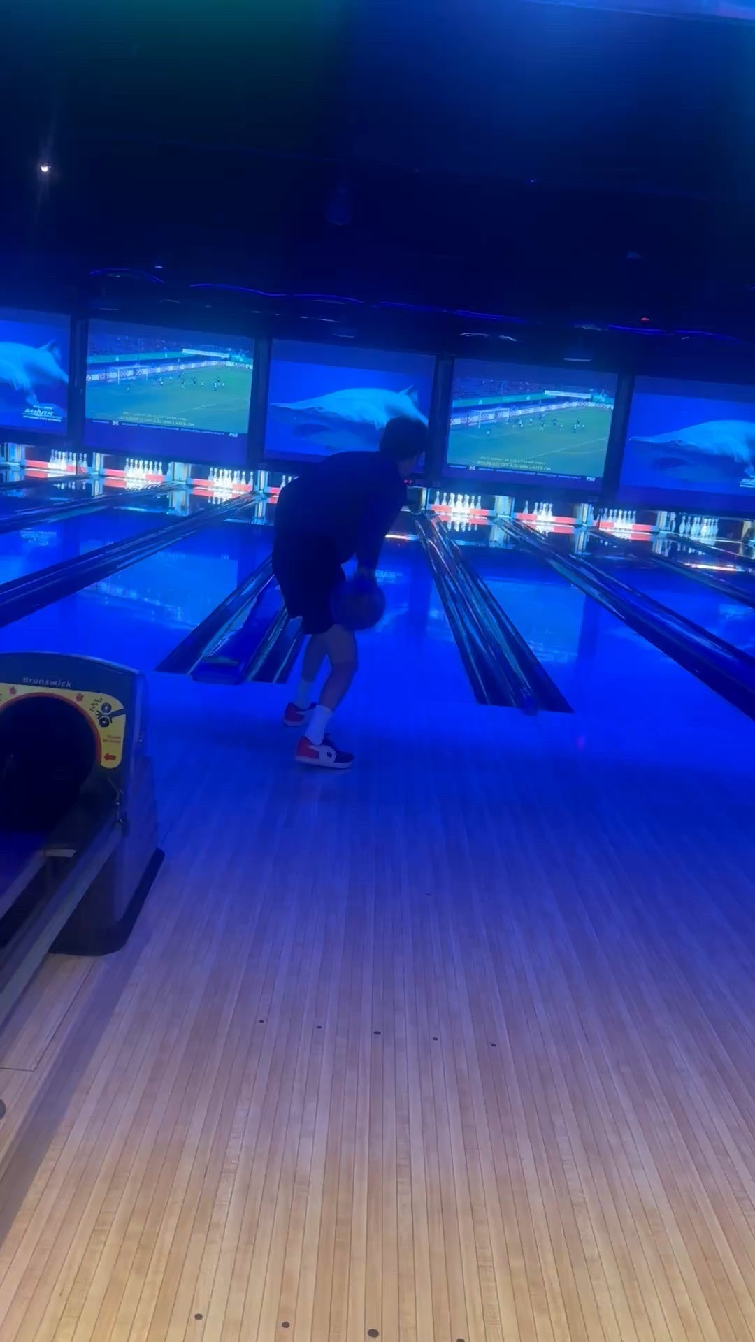 Bowling moment—
just a little reset. #bowling


#LTKdayinmylife #LTKActive #LTKfitnessgoals