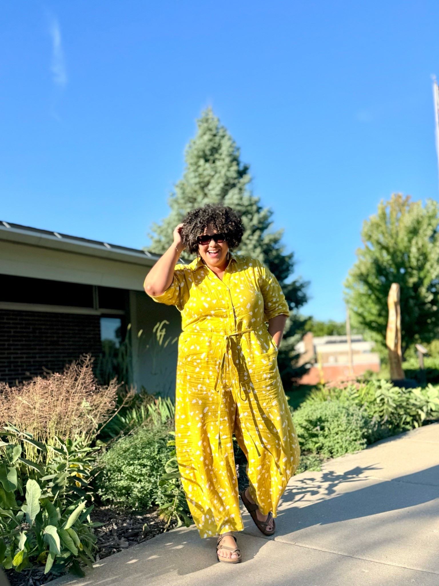 The Maggie Barrel Leg Linen Jumpsuit from @universalstandard. #uspartner

Perfect end of summer outfit! 

I’m wearing a S (14-16).

#LTKootd #LTKSaleAlert #LTKOver40
