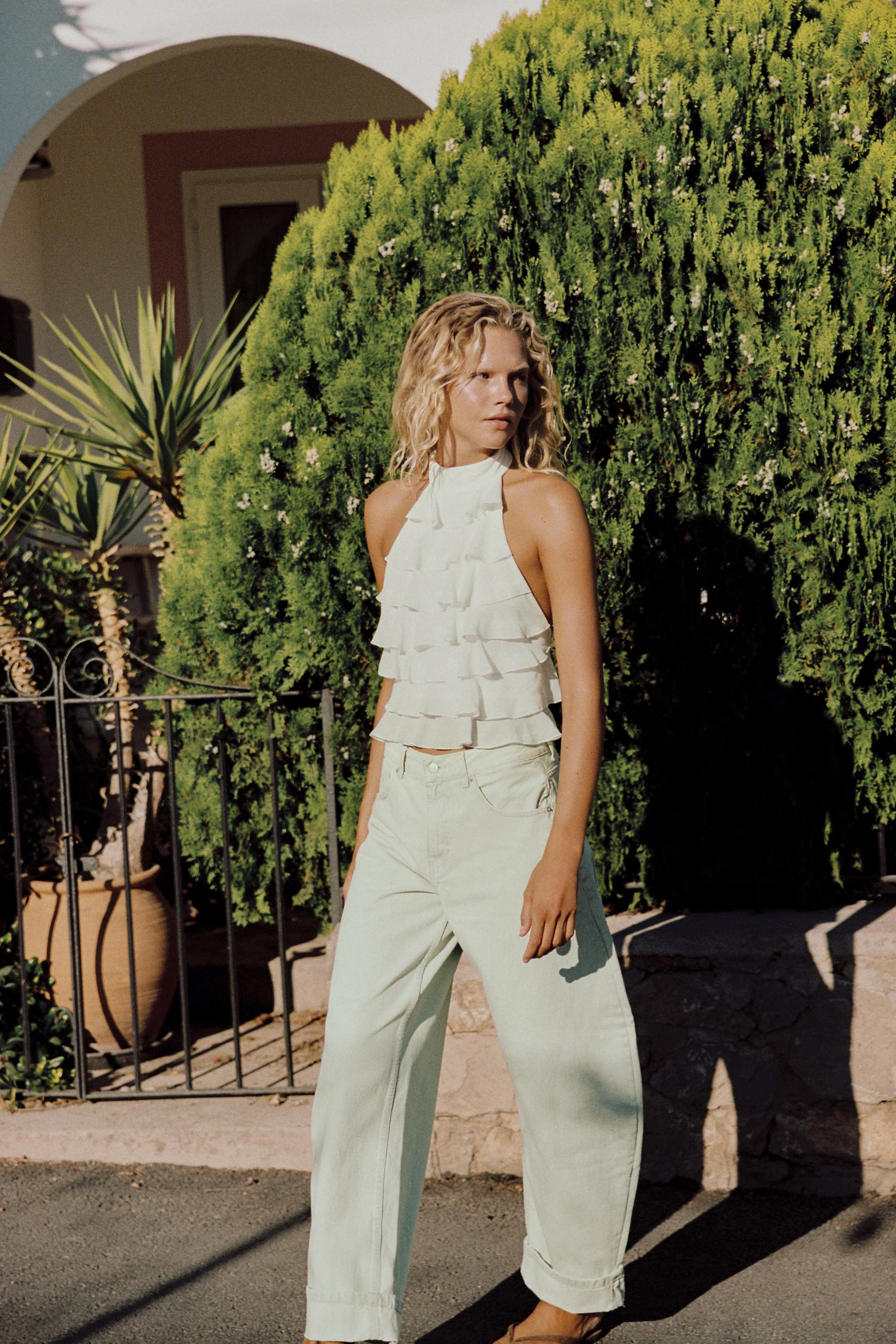 SHORT SLEEVE CROP TOP AND TRF FOLDED WAIST JEANS | Zara US