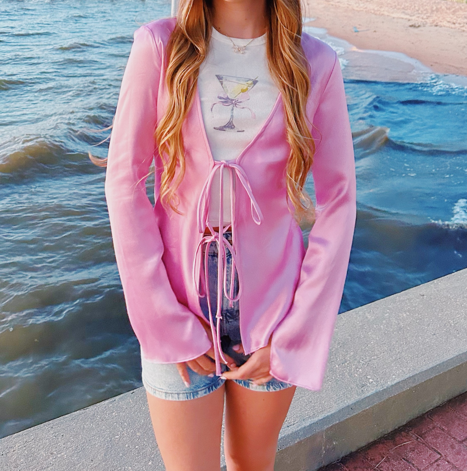 Cute, fun, and PINK! 👛 Pink top is ZARA but similar is 🔗!

#LTKSaleAlert #LTKTravel #LTKSummerSales