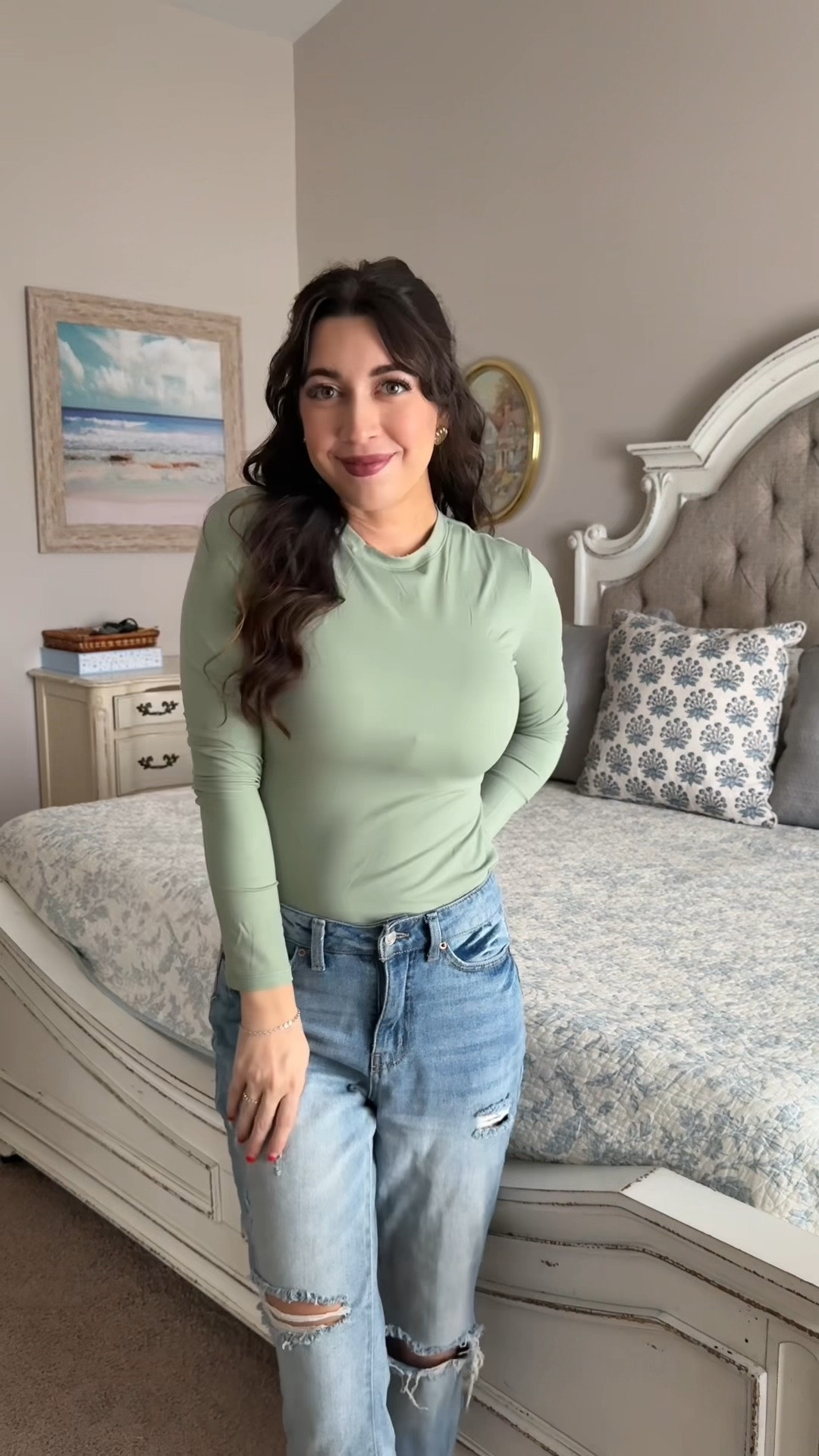 Viral pumiey long sleeve tops!! I’m wearing size medium. I love the length of these!! The material is buttery soft and the torso is double lined. Great for layering or wearing on its own  

#LTKSeasonal #LTKFindsUnder50 #LTKVideo