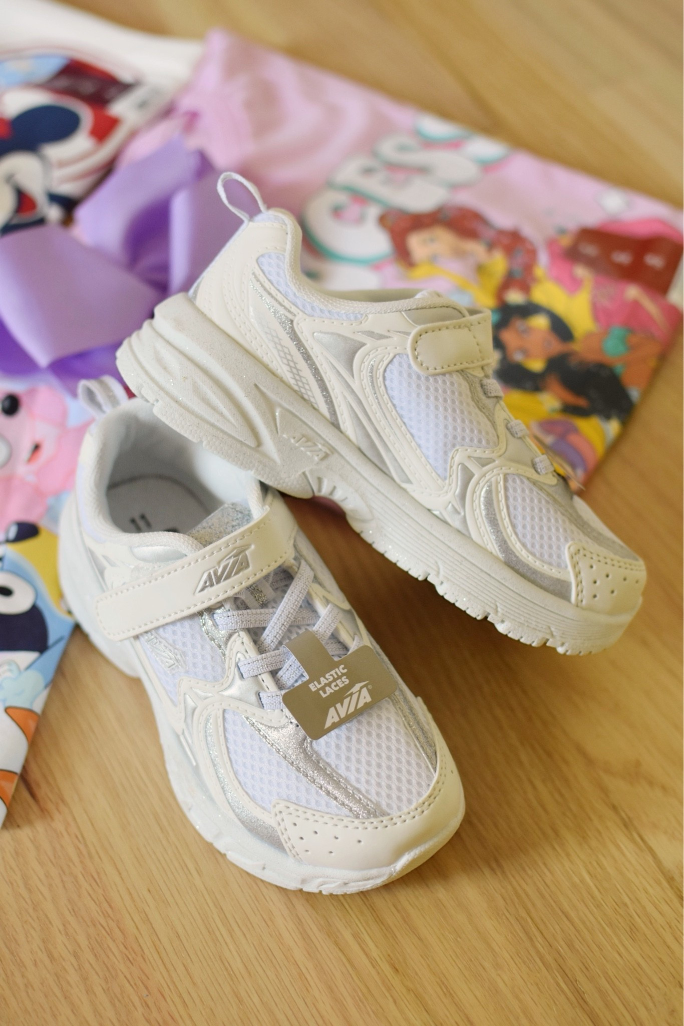 If you’re looking for toddler sized cheer shoes, these are SO CUTE!! My daughter loves the glitter and I love the elastic laces. Only $20!

#LTKmomlife #LTKootd #LTKKids