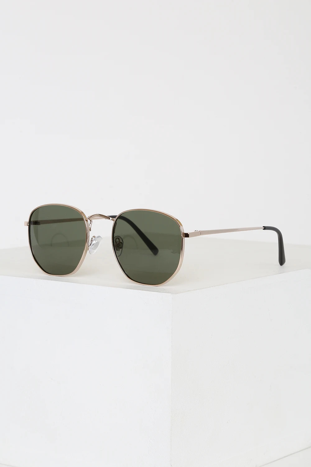 Doing My Best Gold Sunglasses | Lulus (US)