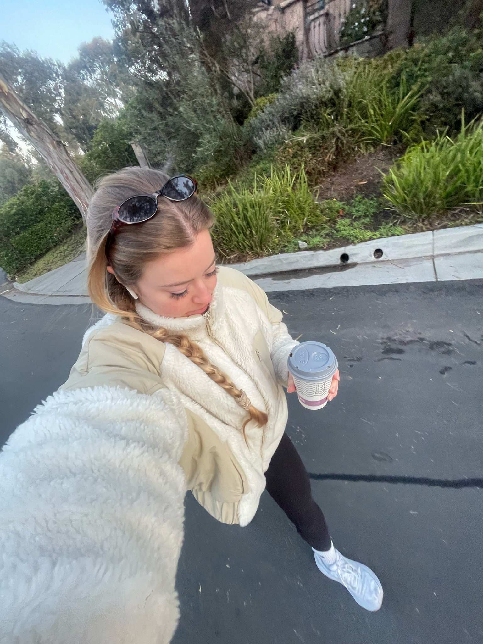 Cozy walk o’clock fit🧸 

#LTKActive #LTKSeasonal #LTKFitness