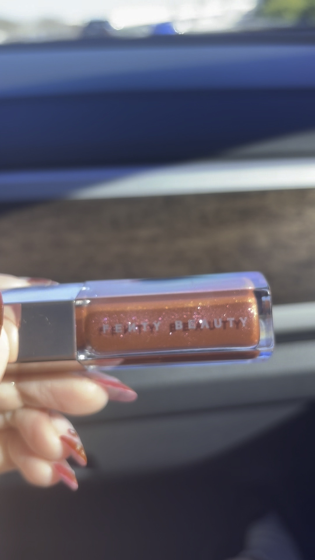 Cult favorite Hot Chocolit but with Pink shimmer🎀 #fentybeauty

#LTKMostLoved #LTKbeauty