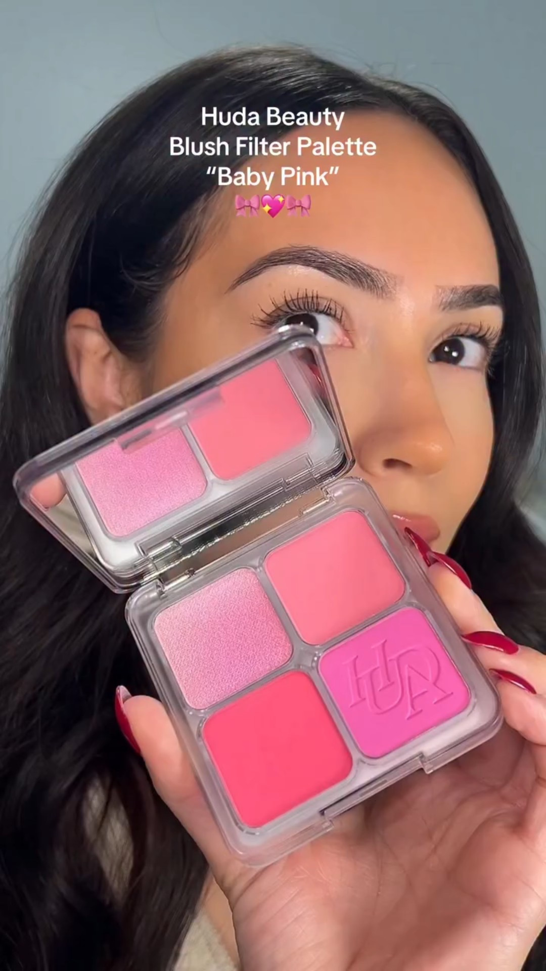 Baby pink makeup does it for me everytime💓💞💗💕💖 @hudabeauty @huda #makeup #makeuptutorial #blush #hudabeauty #makeupproducts