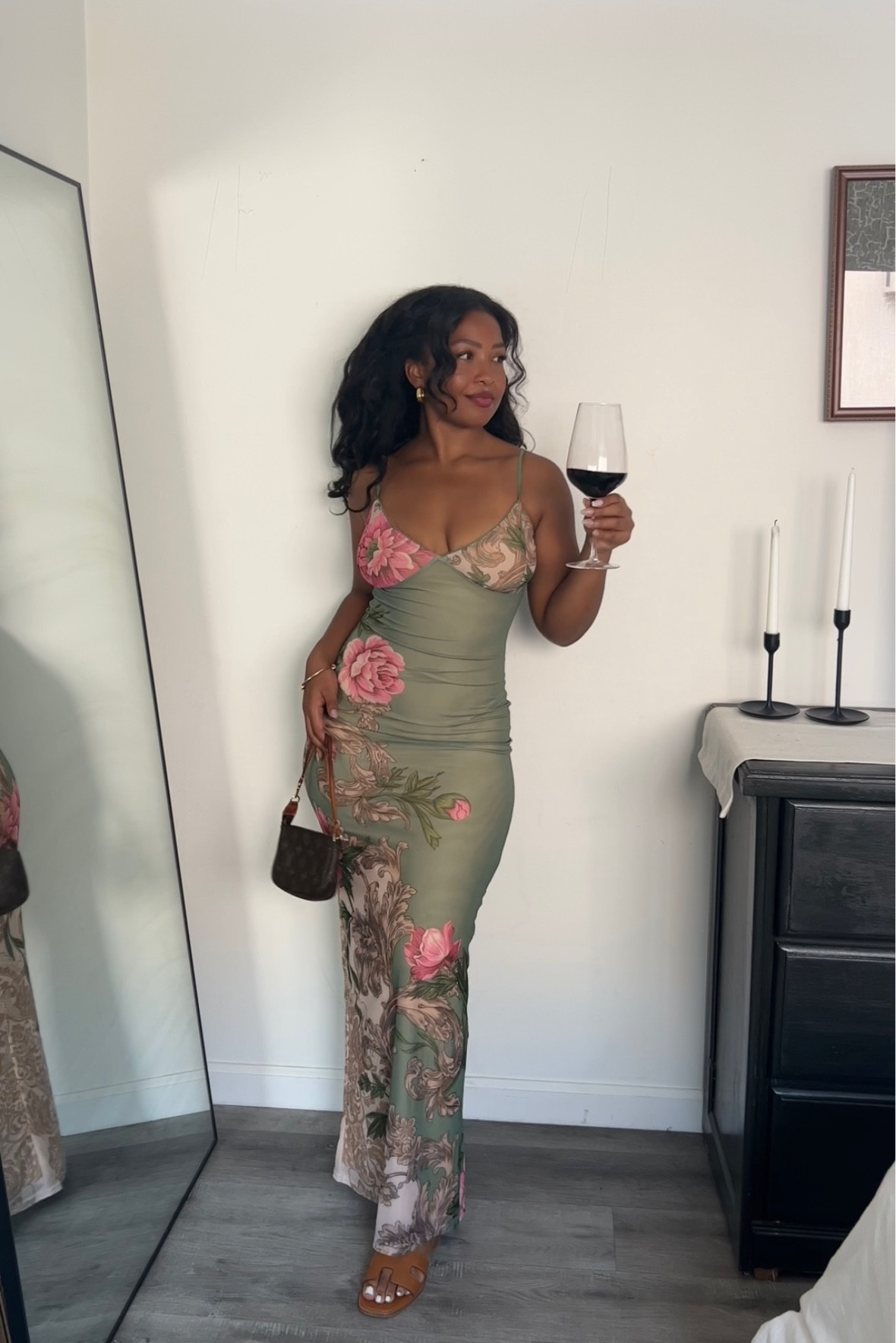This is the Juliana dress from Tiger Mist (LTK doesn’t let me link it here, I’m sorry 😭). I also found a dupe for it on Amazon. Perfect dress for a sunny day of wine tasting 🍷

#LTKunder100 #LTKstyletip #LTKSeasonal
