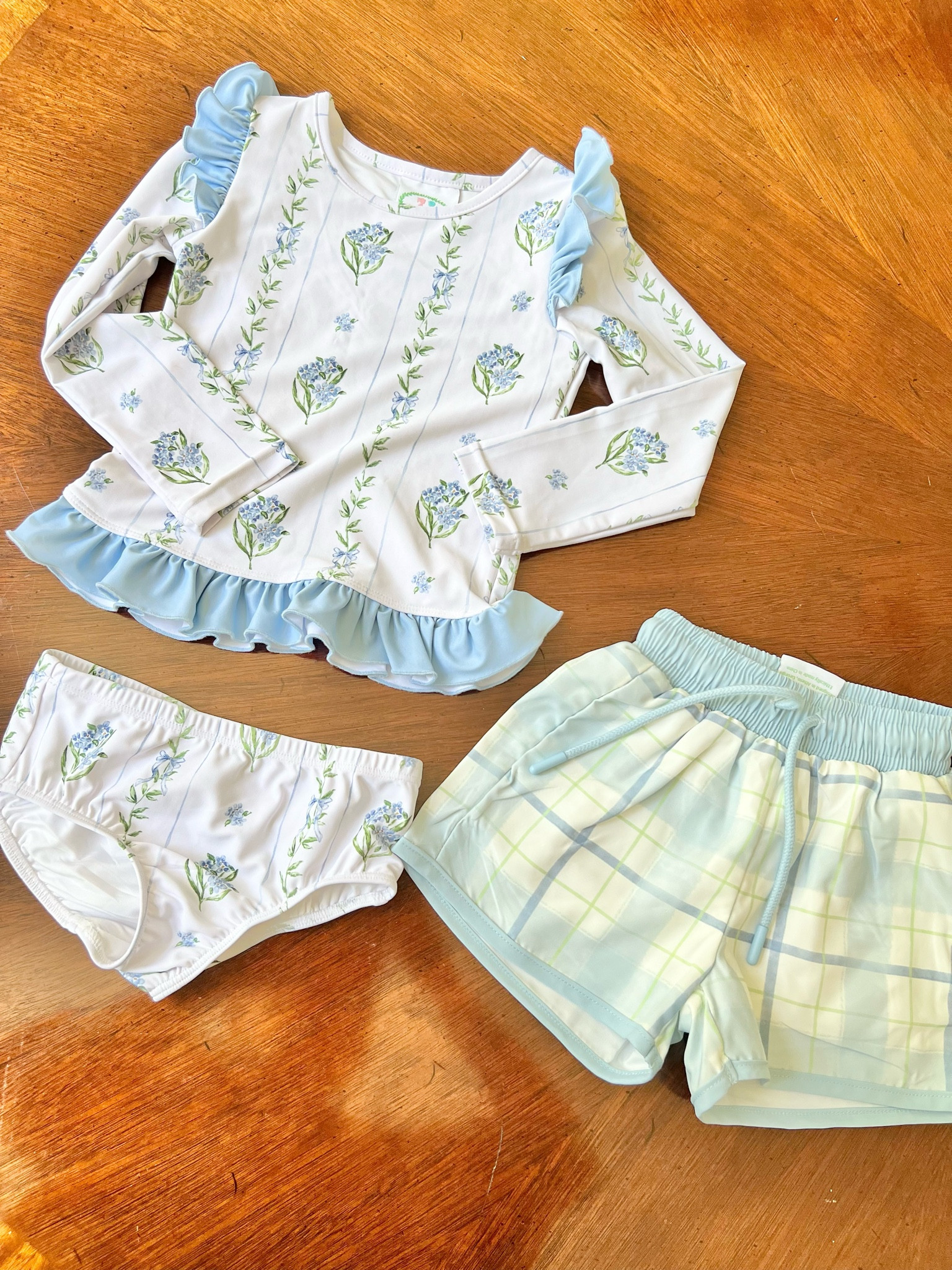 Major warehouse sale!! Use code GJK10@LO for an additional $10 off!! So excited about these swimsuits for summer for Dottie and Duke!



Kids swimsuits
Kids essentials 
Swimwear for kids
Grace and James 
Summer sale
Sale alert

#LTKSummerSales #LTKSeasonal #LTKKids